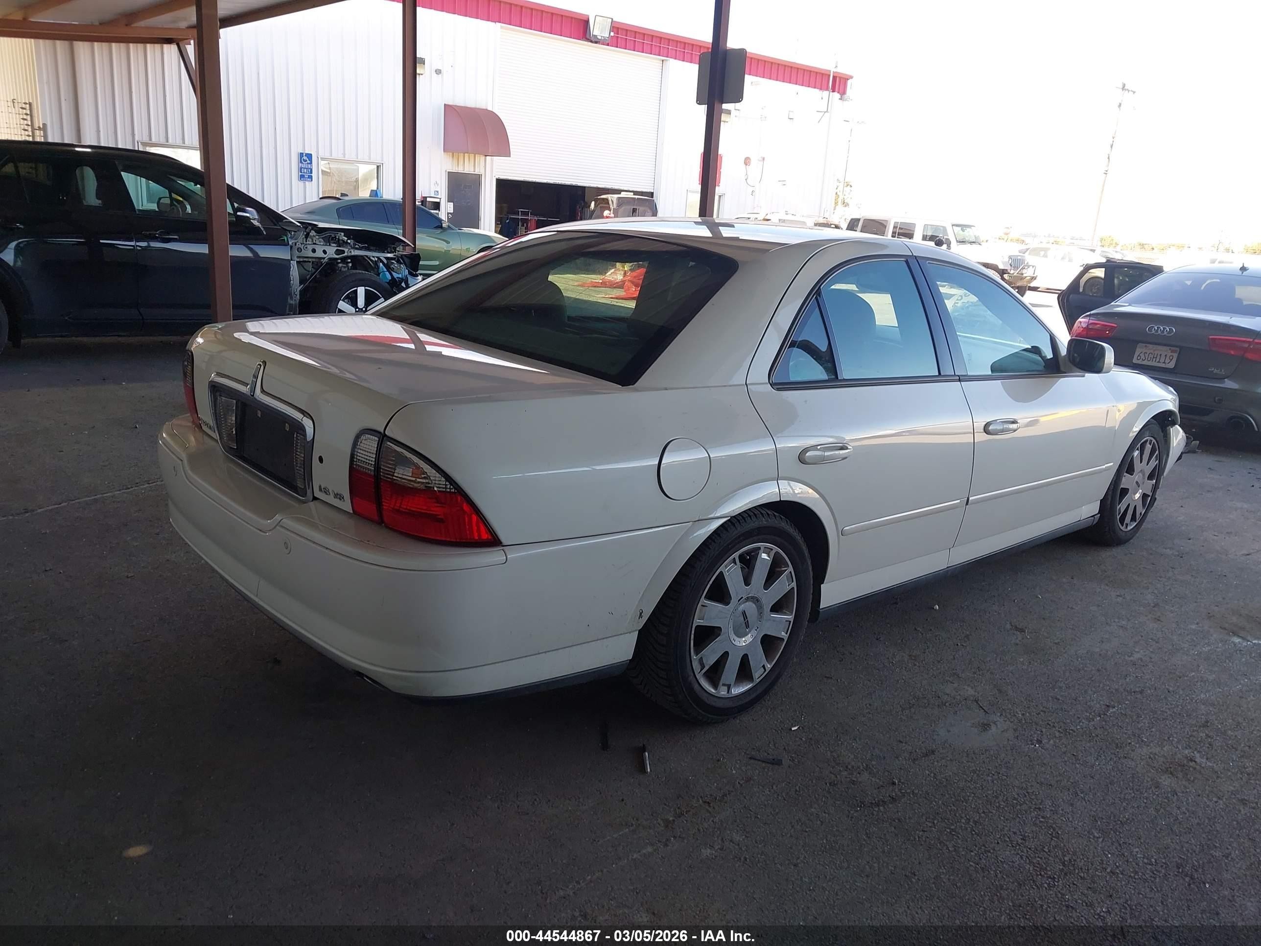 2003 Lincoln Ls V8 Белый vin: 1LNHM87A03Y698129