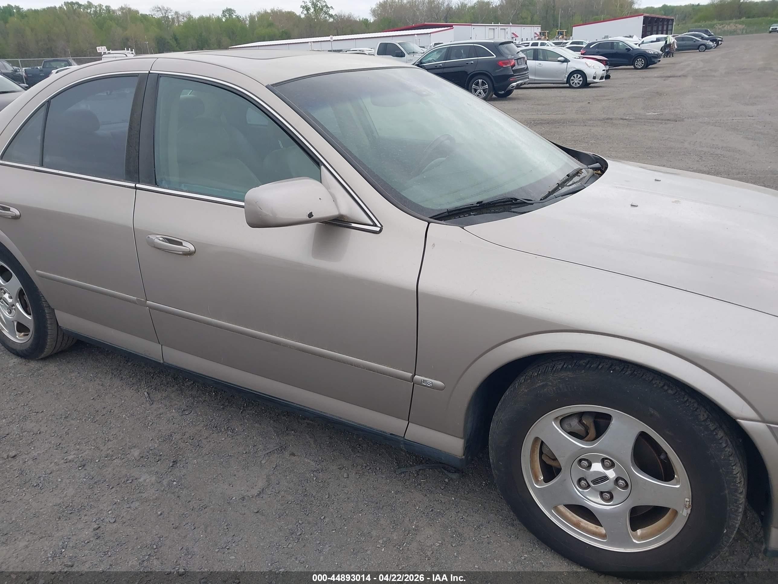 2000 Lincoln Ls V8 Auto Gold vin: 1LNHM87A6YY757787