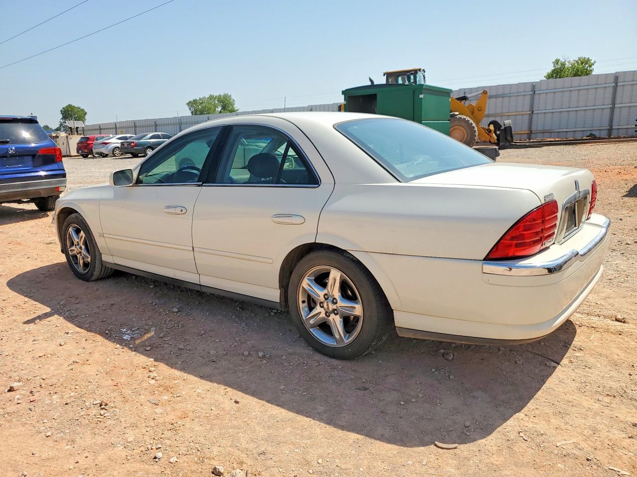 2001 Lincoln Ls White vin: 1LNHM87A71Y722004