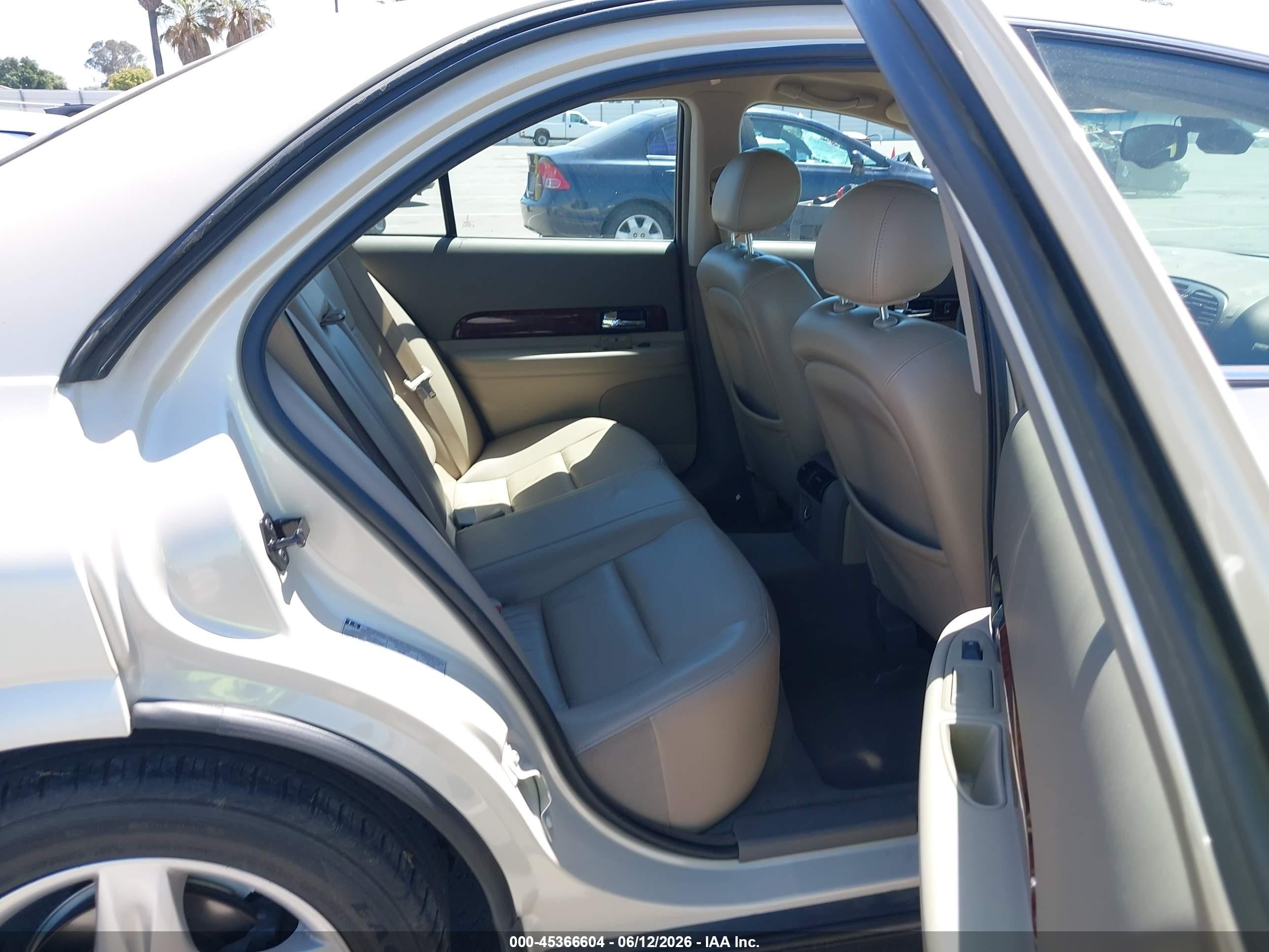 2002 Lincoln Ls V8 Auto Cream vin: 1LNHM87A92Y707330