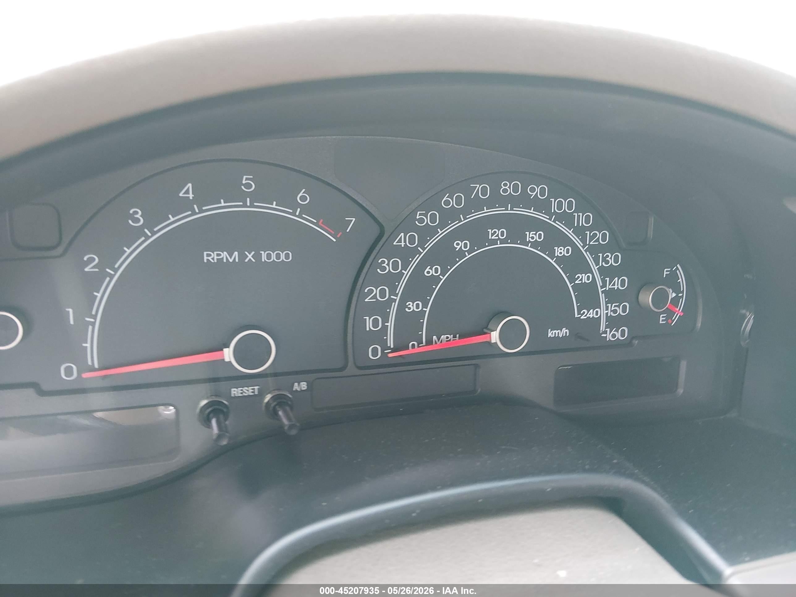 2005 Lincoln Ls V8 White vin: 1LNHM87AX5Y668025