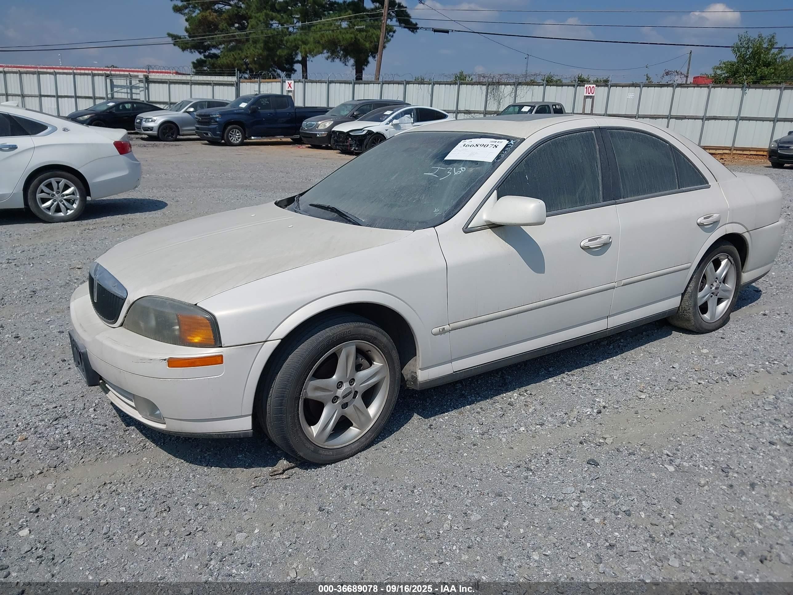 2000 Lincoln Ls V8 Auto White vin: 1LNHM87AXYY910378