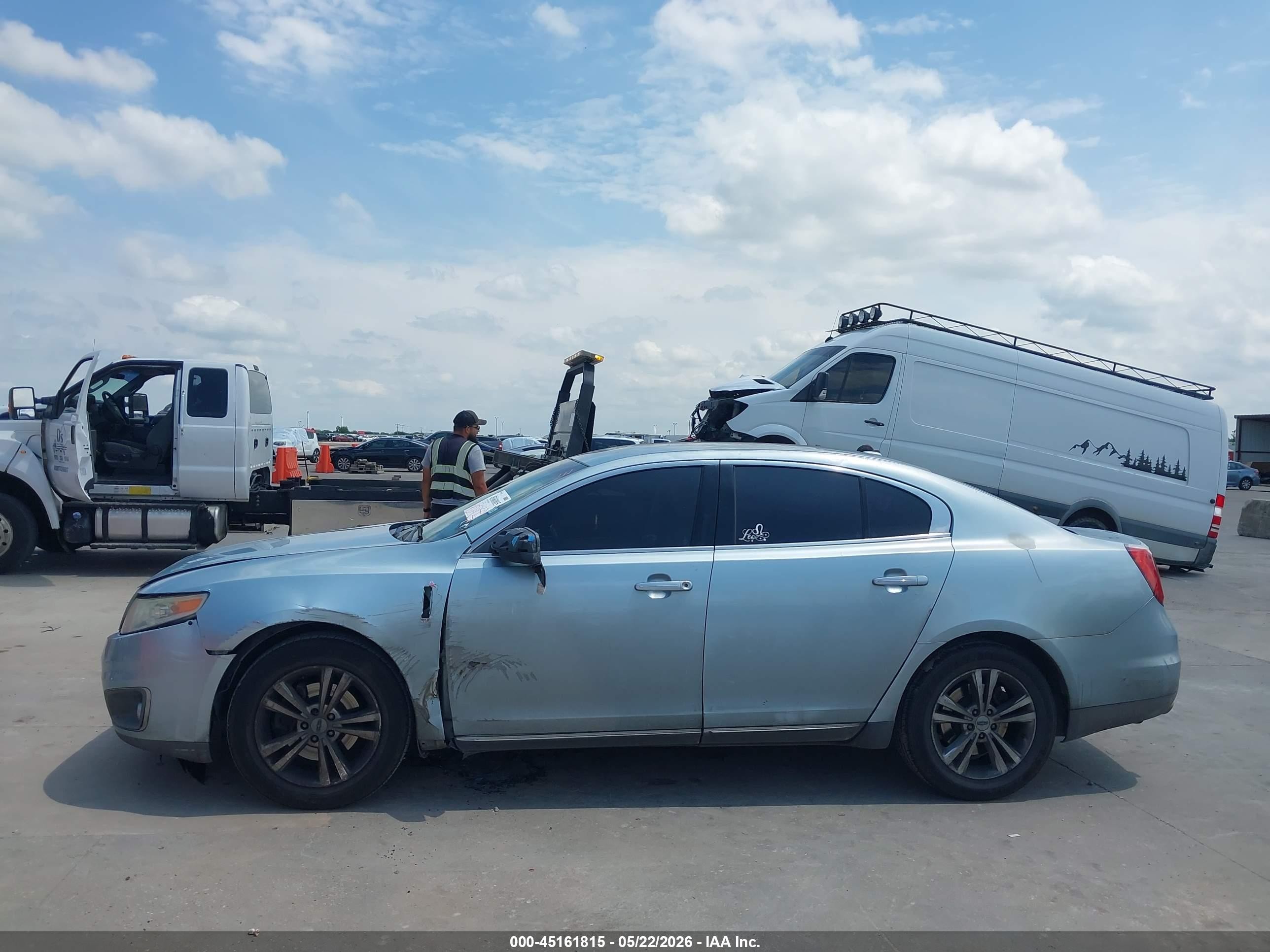 2009 Lincoln Mks   Blue vin: 1LNHM93R09G603195