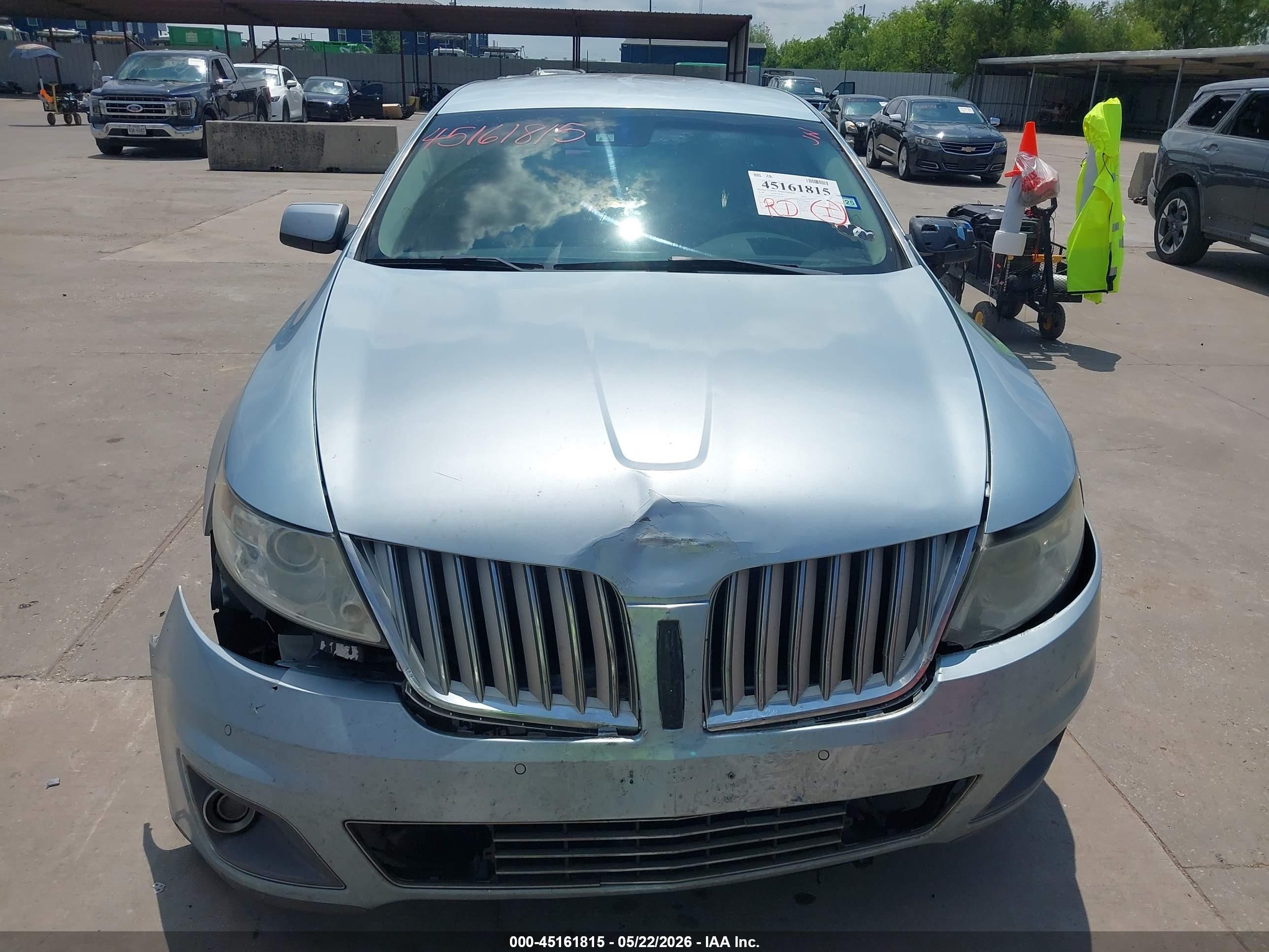 2009 Lincoln Mks   Blue vin: 1LNHM93R09G603195