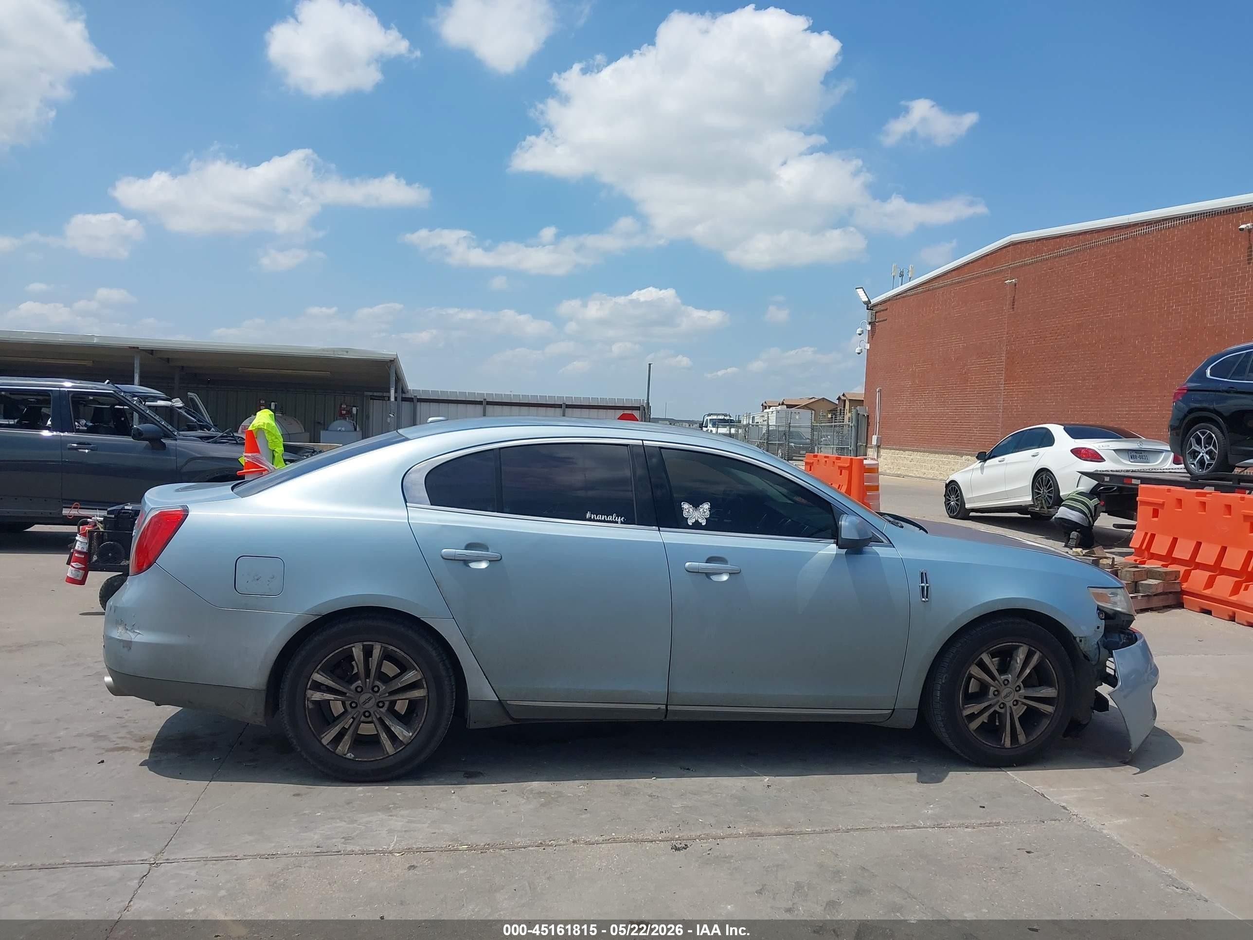 2009 Lincoln Mks   Blue vin: 1LNHM93R09G603195