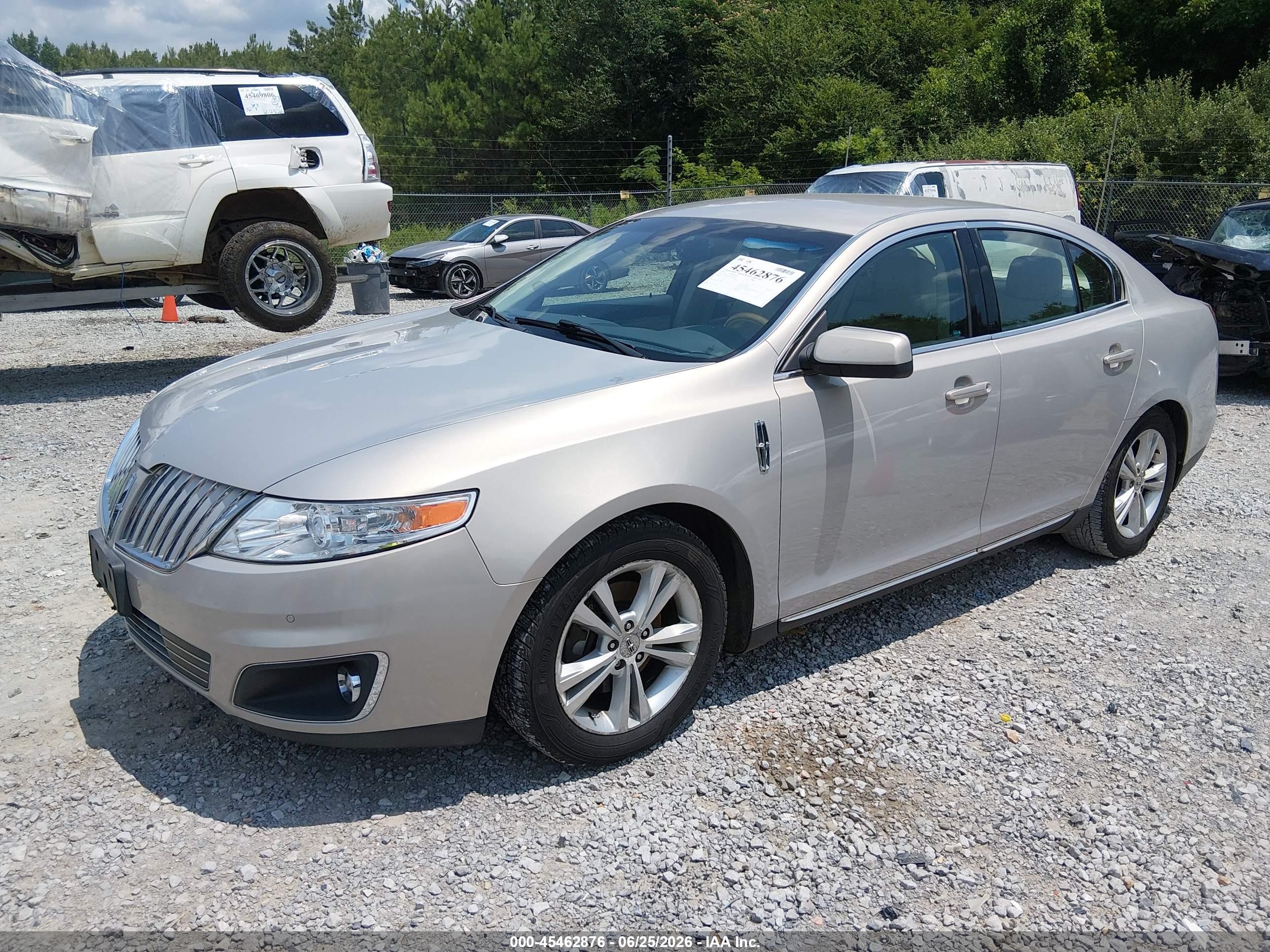 2009 Lincoln Mks   Gold vin: 1LNHM93R19G614836