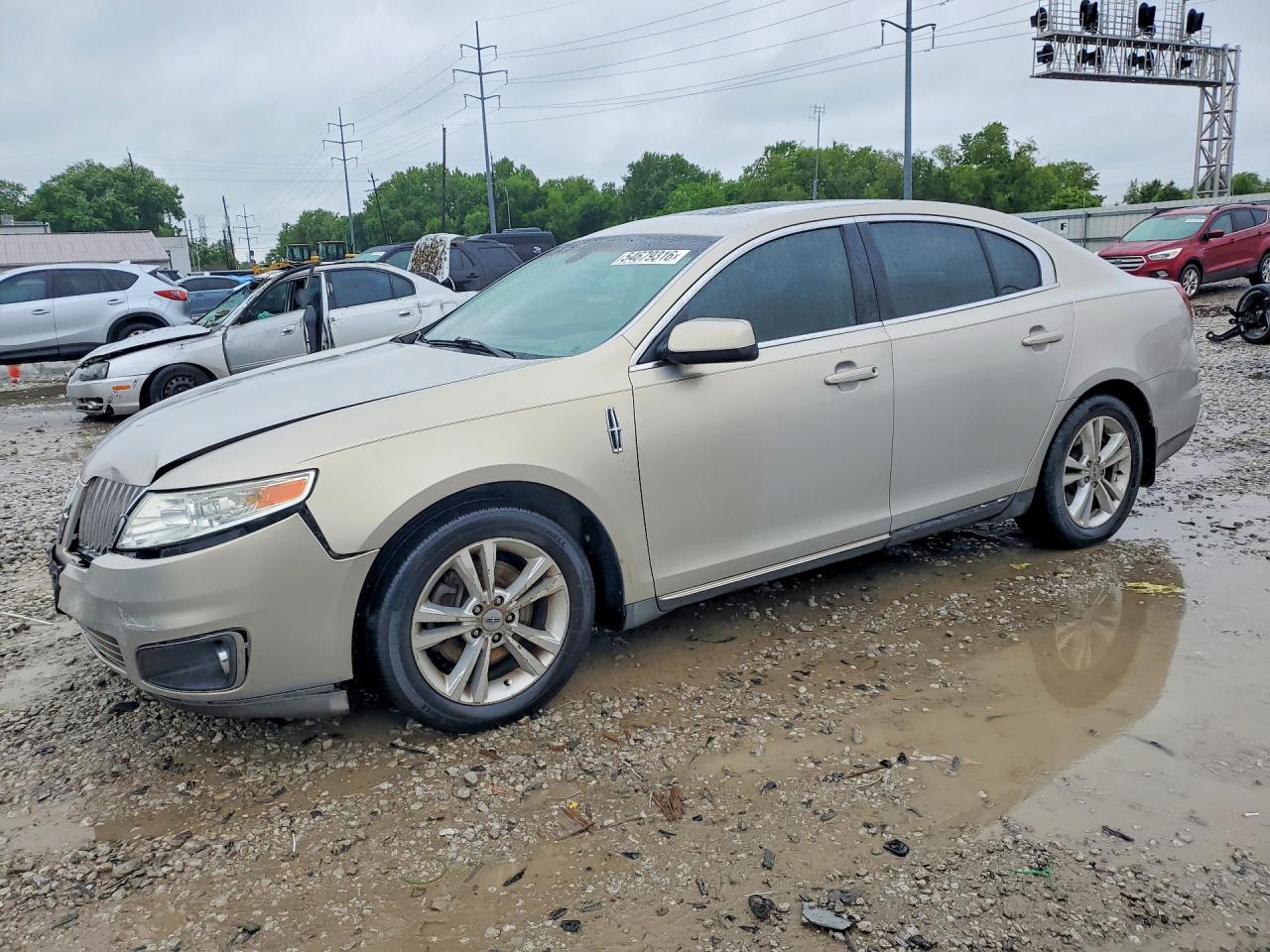 1LNHM93R29G611637