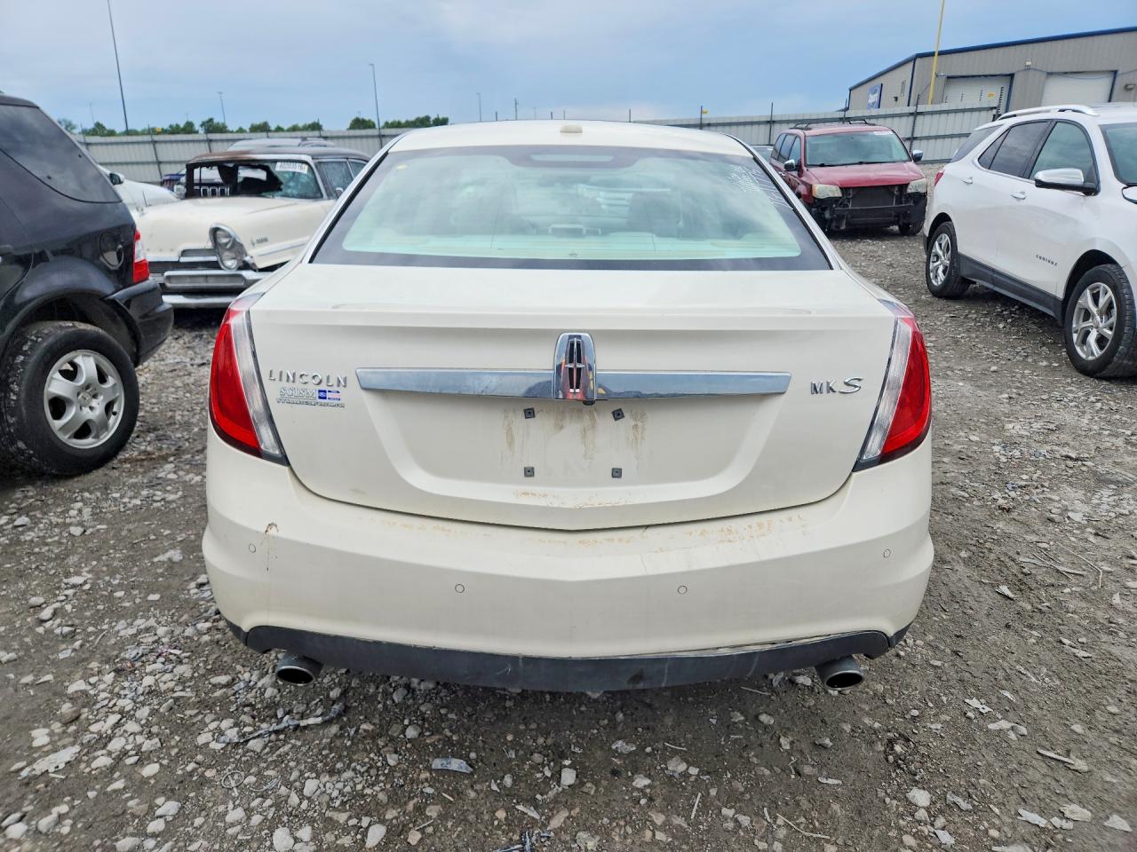 2009 Lincoln Mks White vin: 1LNHM93R39G627149