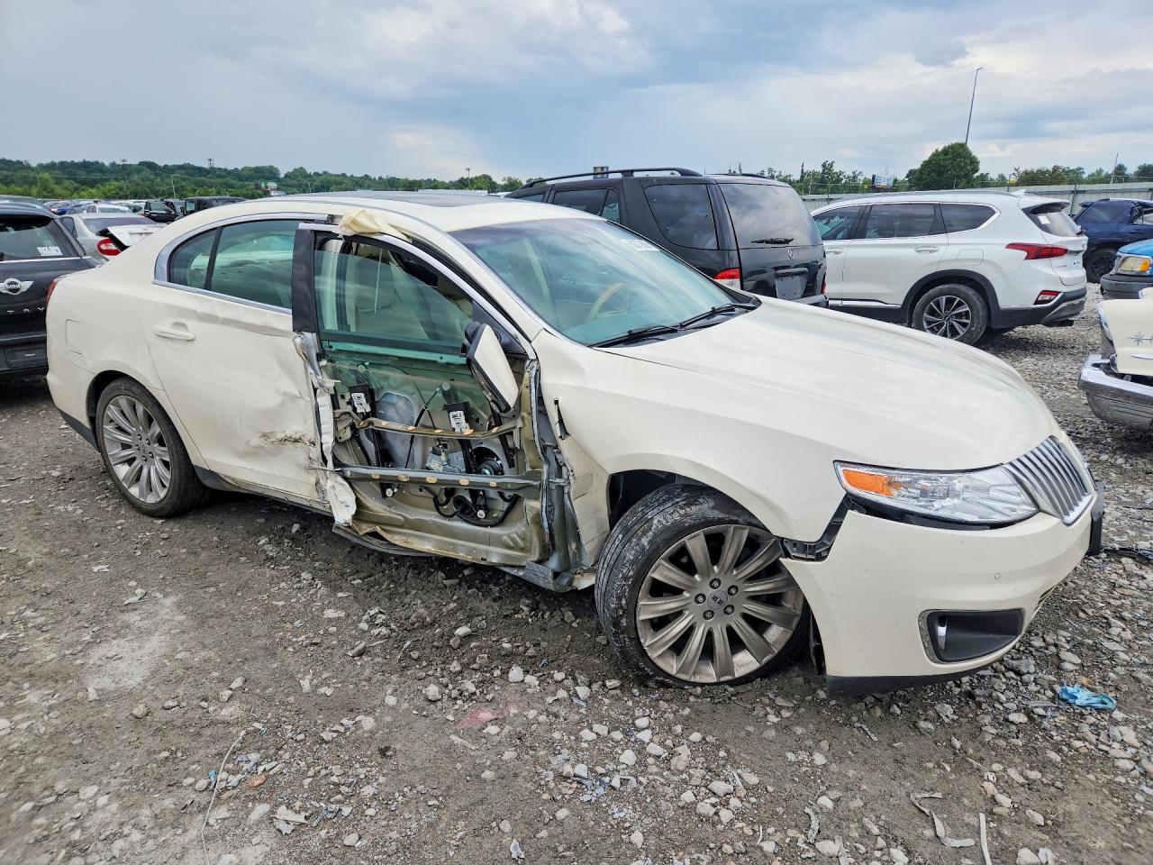 2009 Lincoln Mks White vin: 1LNHM93R39G627149