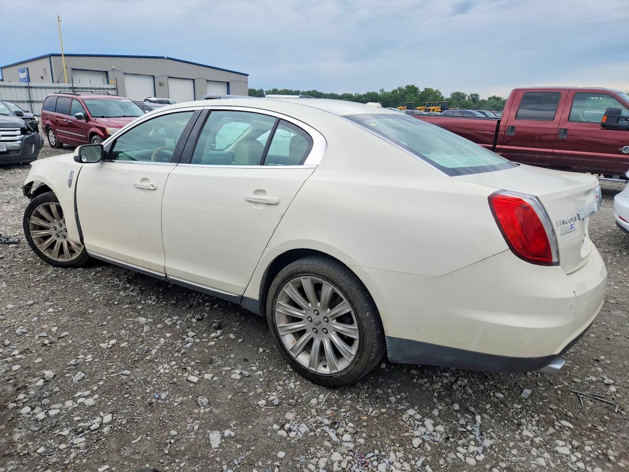 2009 Lincoln Mks White vin: 1LNHM93R39G627149