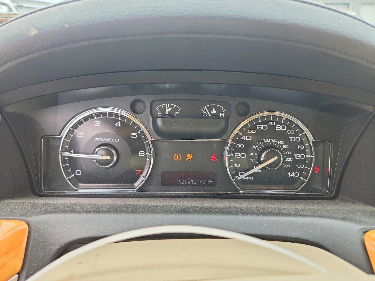 2009 Lincoln Mks White vin: 1LNHM93R39G627149