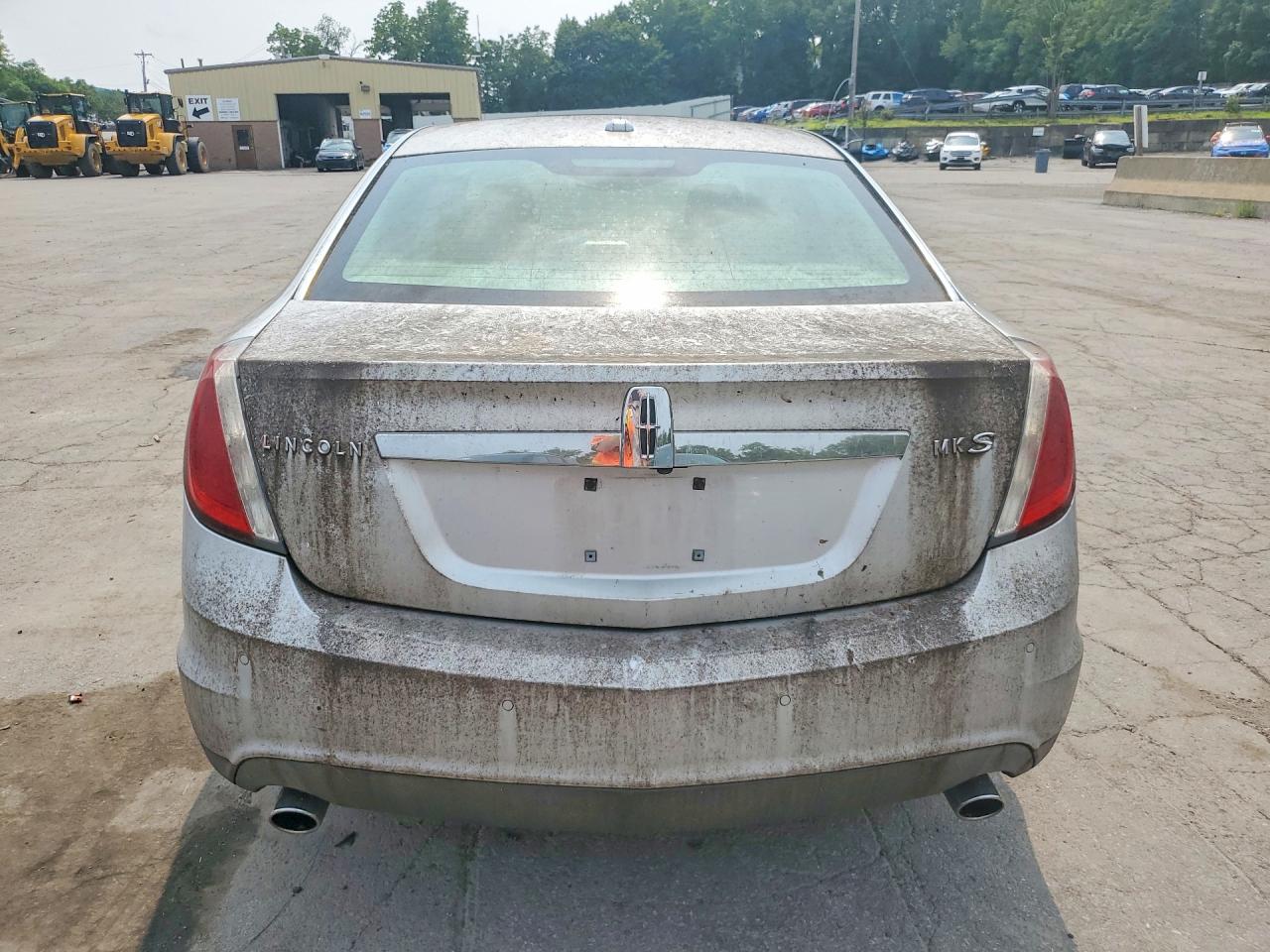 2009 Lincoln Mks Silver vin: 1LNHM93R49G605404