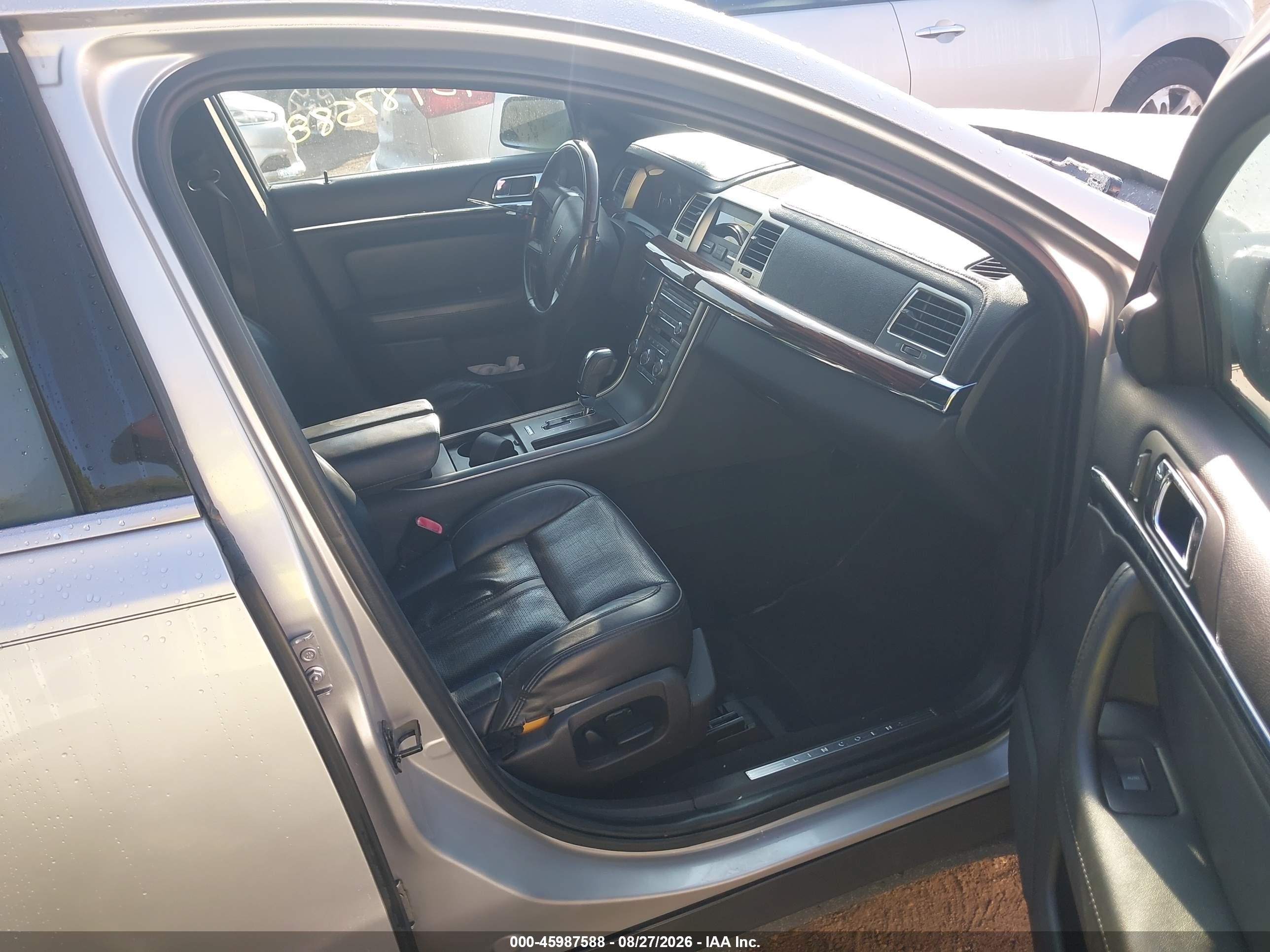 2009 Lincoln Mks   Silver vin: 1LNHM93R49G620419