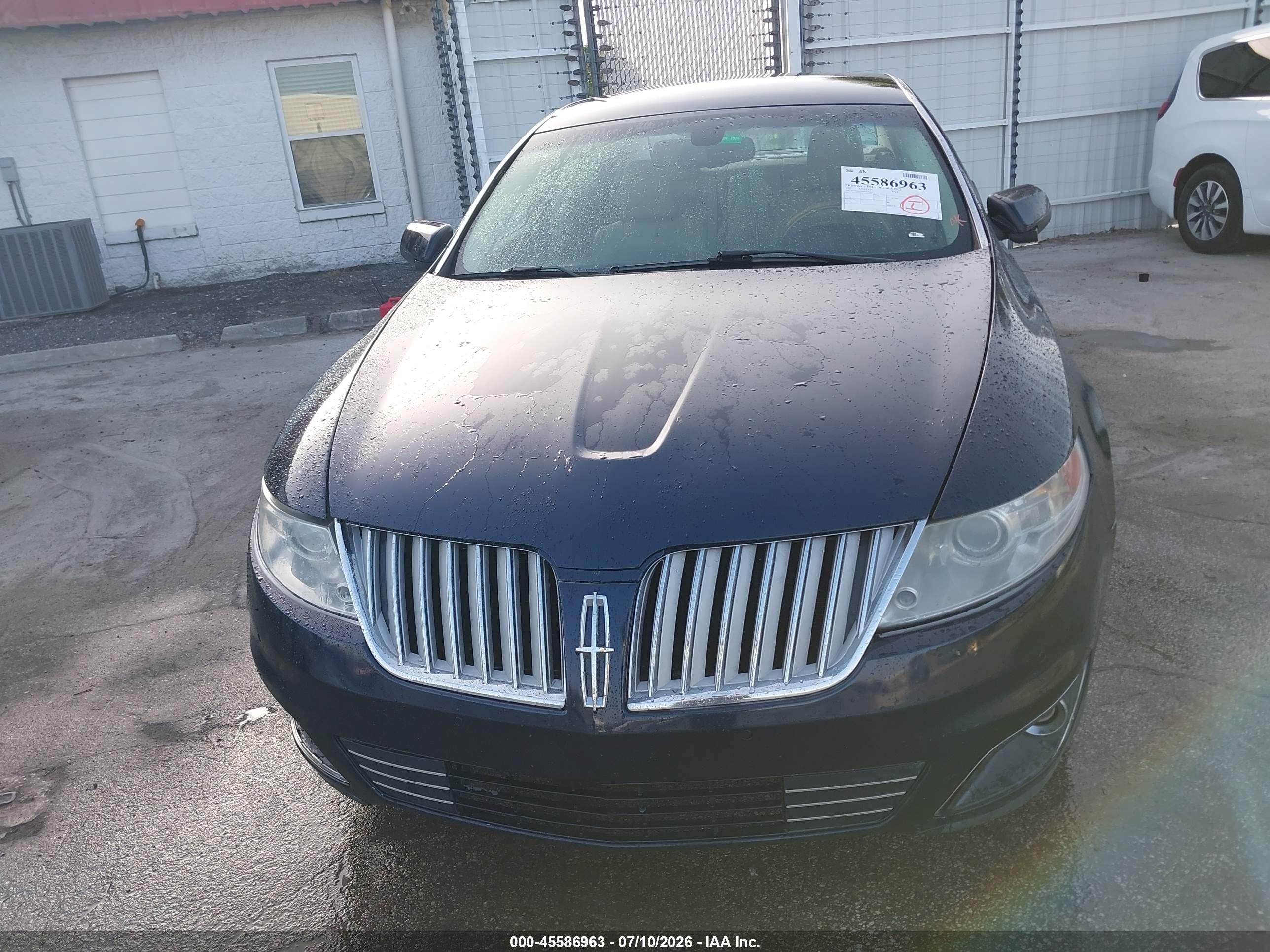 2009 Lincoln Mks   Dark Blue vin: 1LNHM93R49G626415
