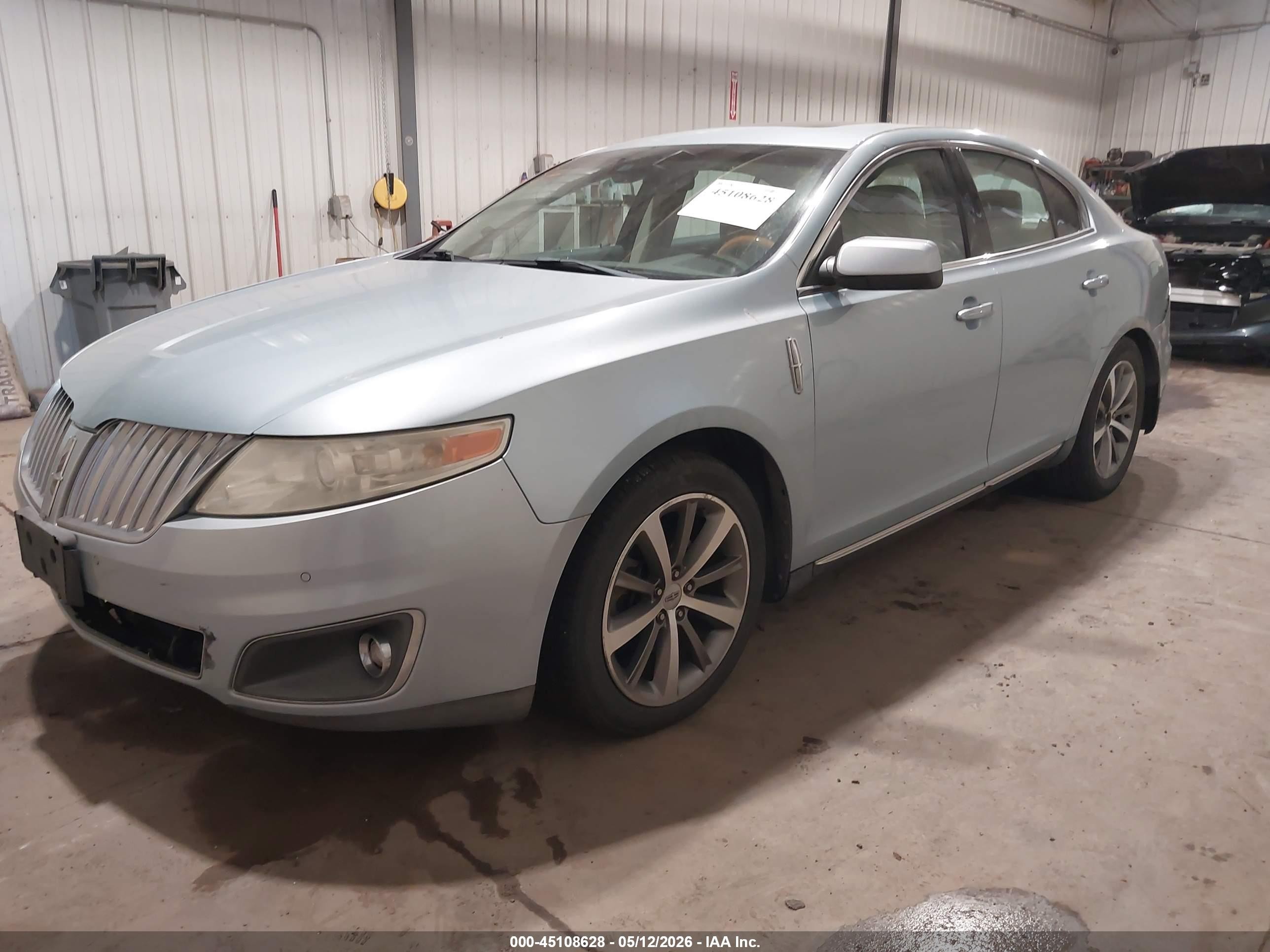 2009 Lincoln Mks   Blue vin: 1LNHM93R59G614077