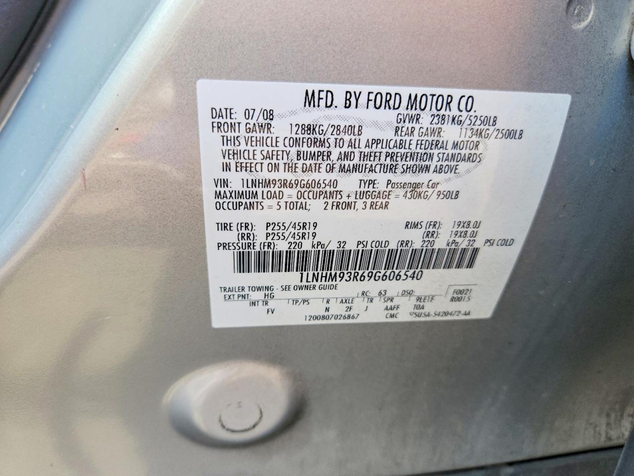 2009 Lincoln Mks Silver vin: 1LNHM93R69G606540