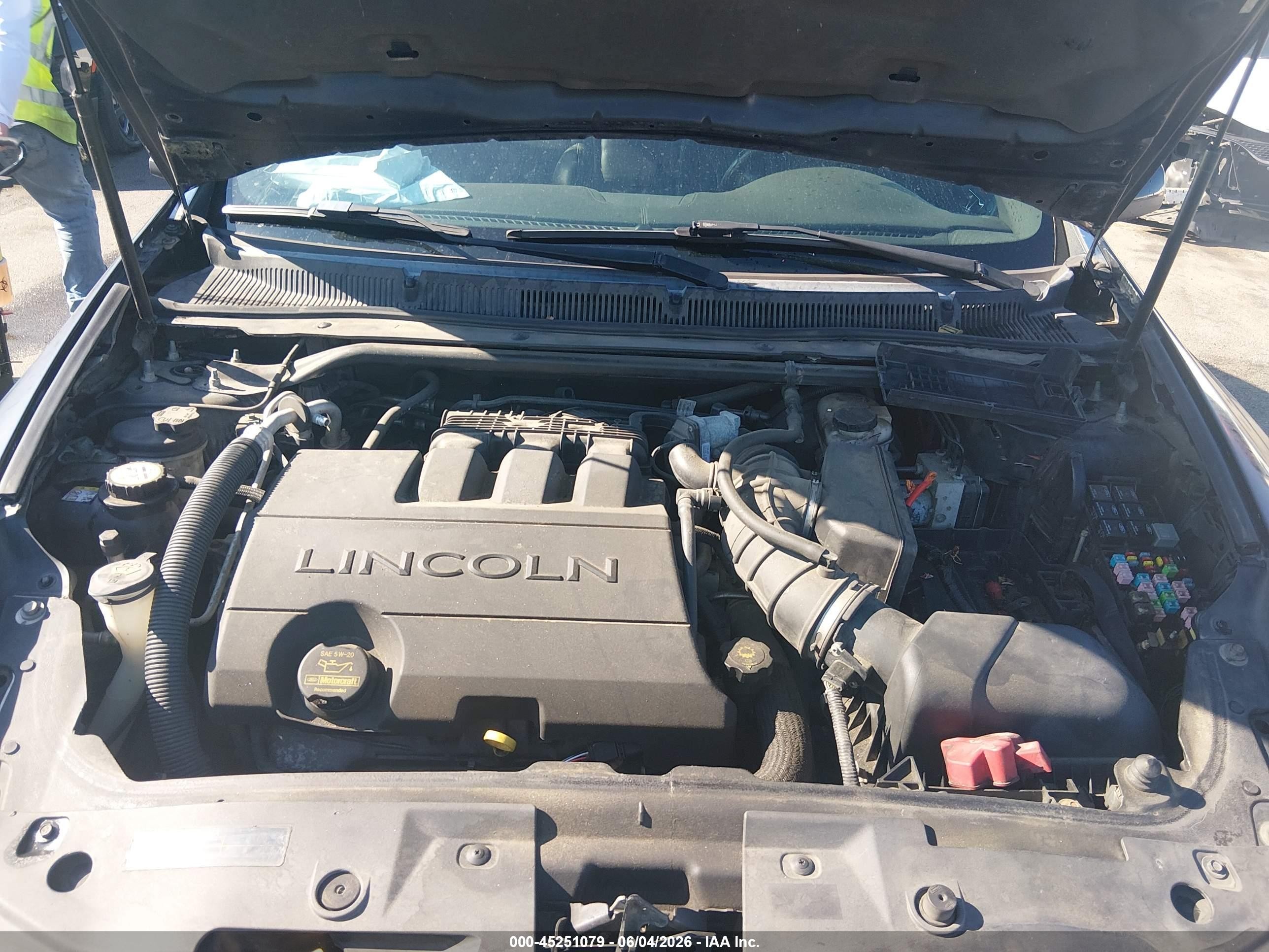 2009 Lincoln Mks   Gray vin: 1LNHM93R79G606837