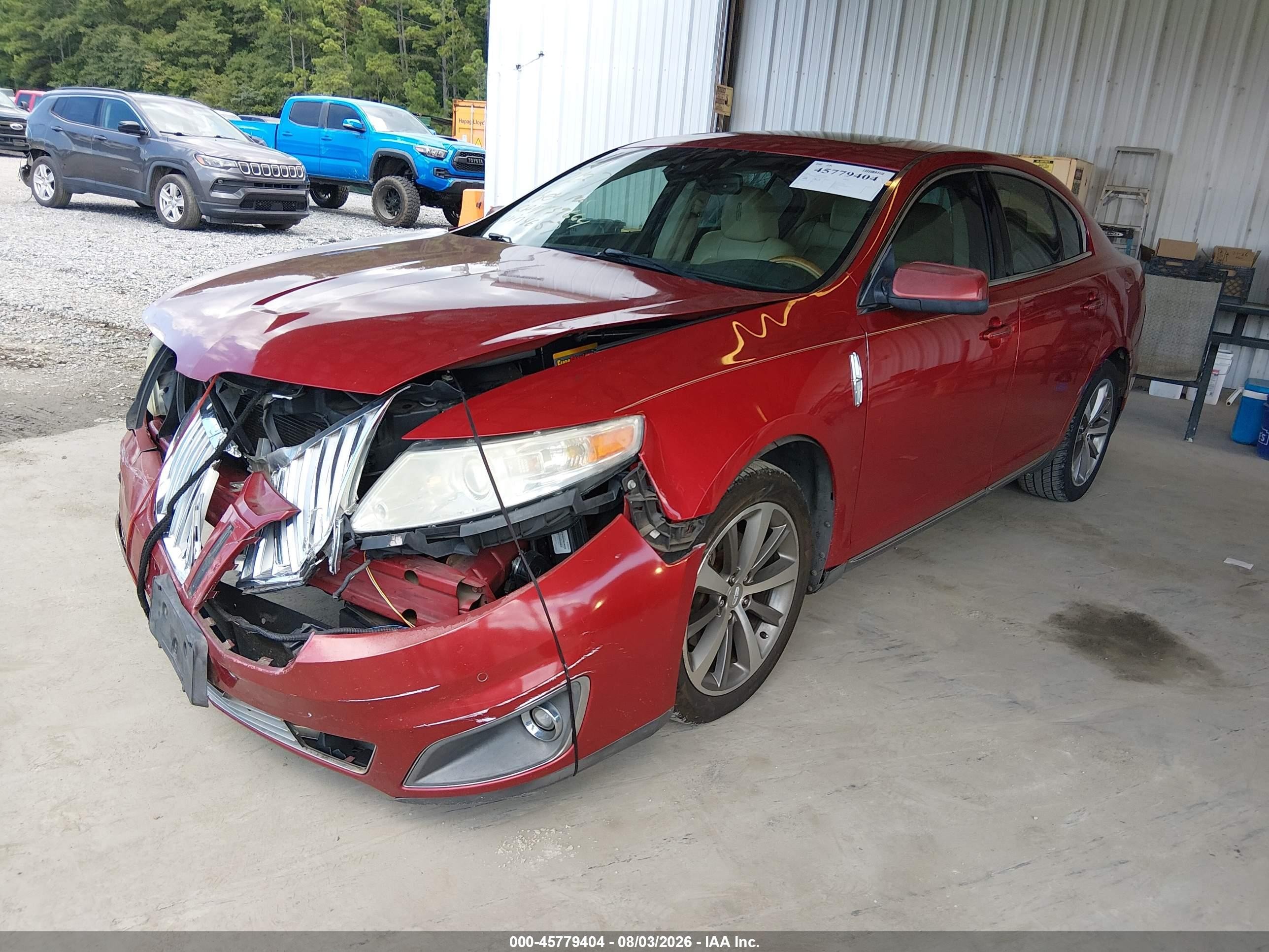 2009 Lincoln Mks   Red vin: 1LNHM93R79G624657