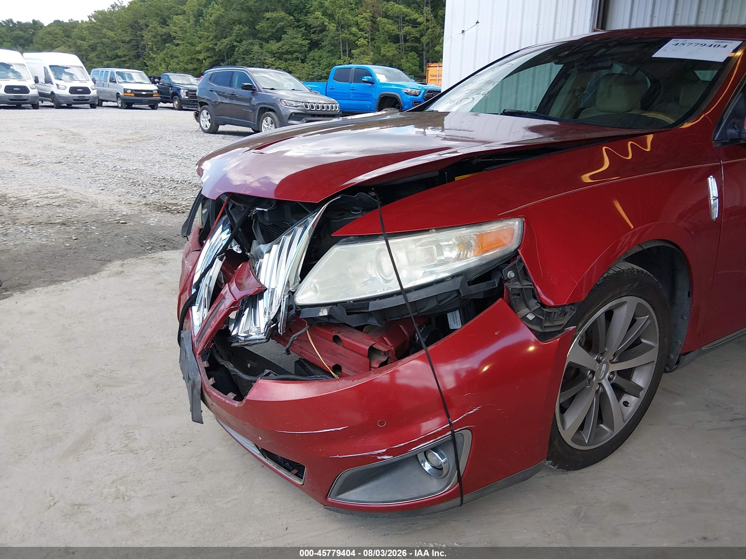 2009 Lincoln Mks   Red vin: 1LNHM93R79G624657