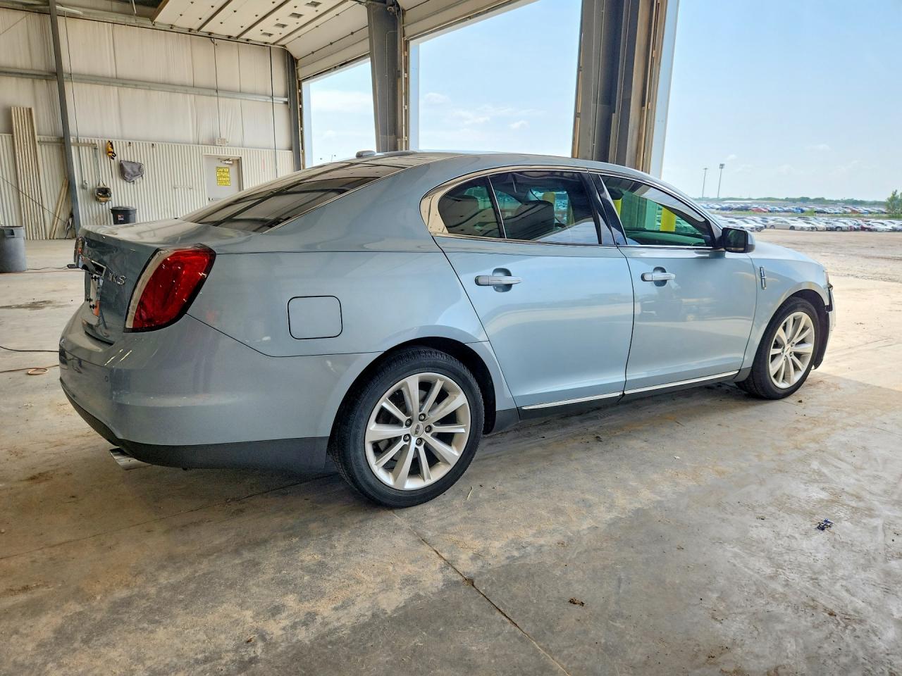 2009 Lincoln Mks Blue vin: 1LNHM93R79G626408