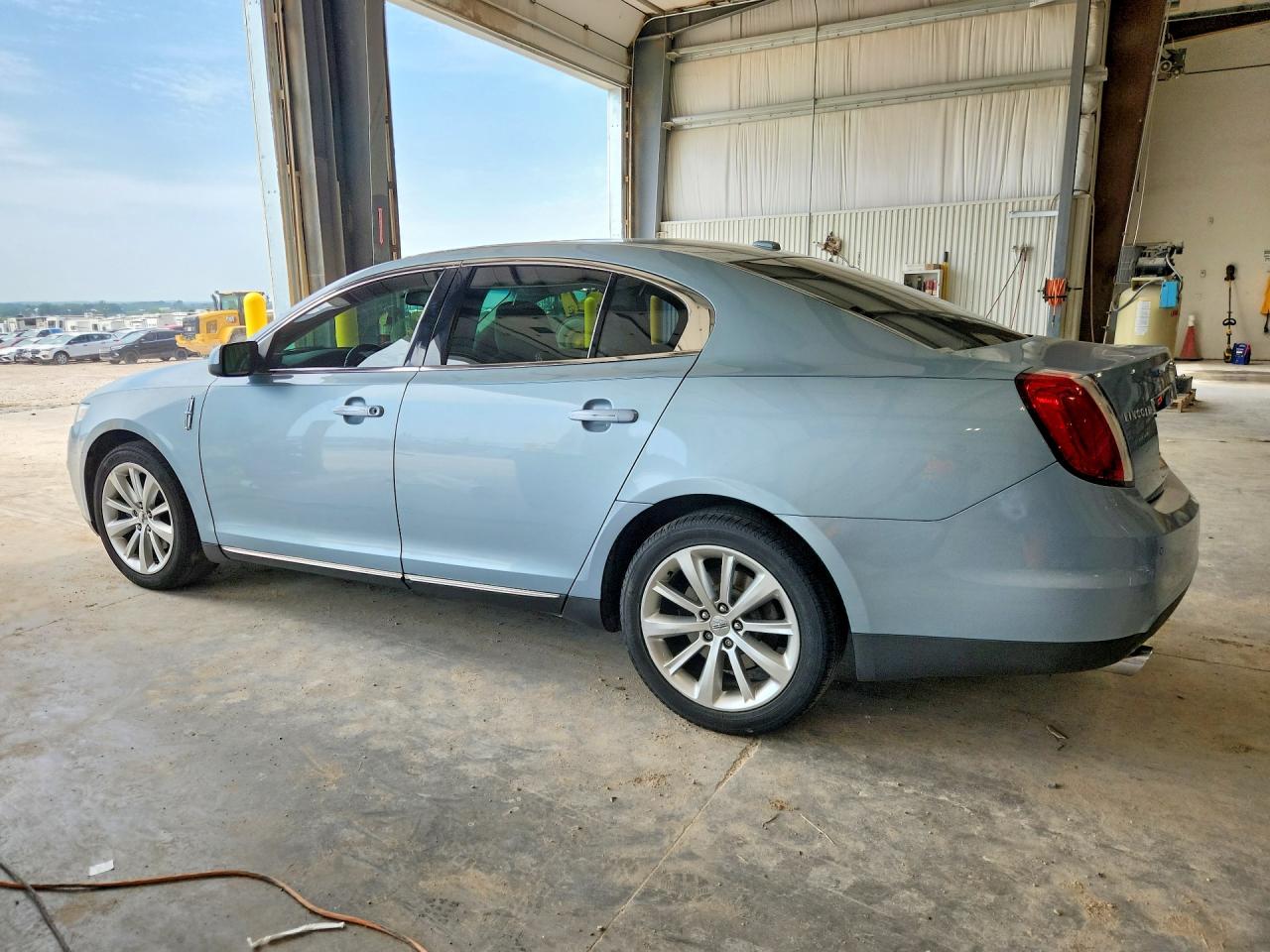 2009 Lincoln Mks Blue vin: 1LNHM93R79G626408