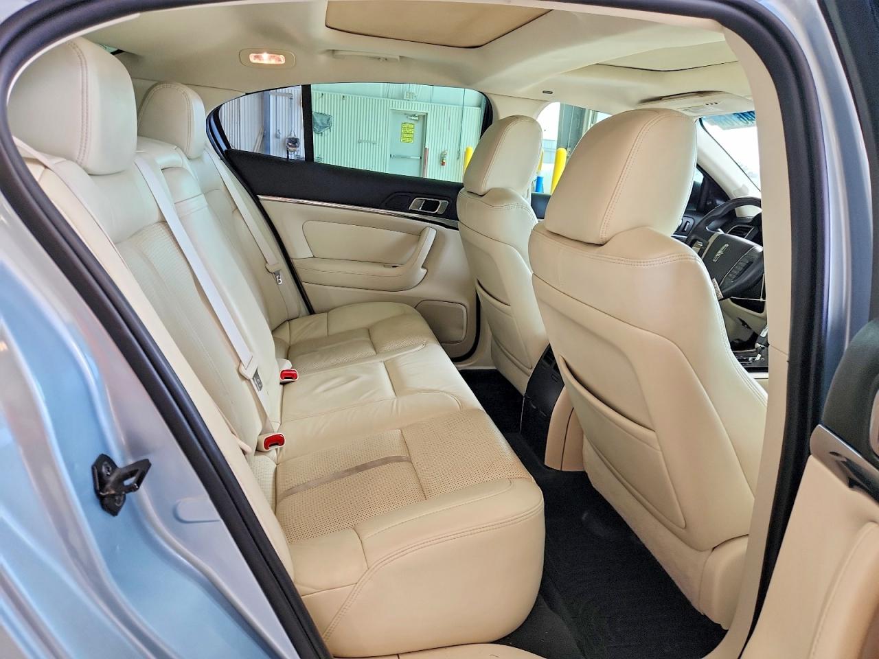 2009 Lincoln Mks Blue vin: 1LNHM93R79G626408