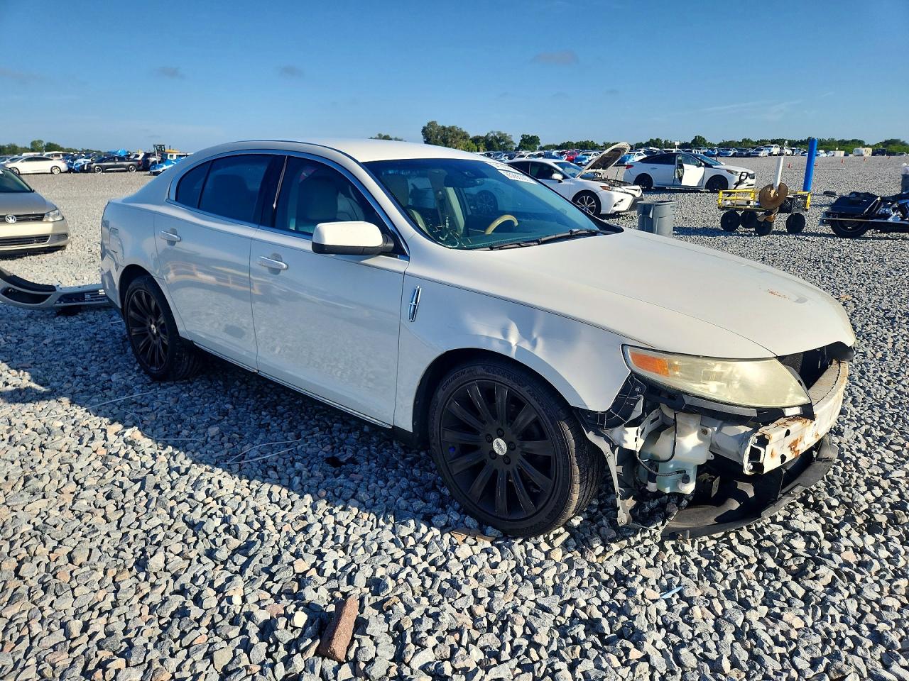 2009 Lincoln Mks Cream vin: 1LNHM93R89G621637