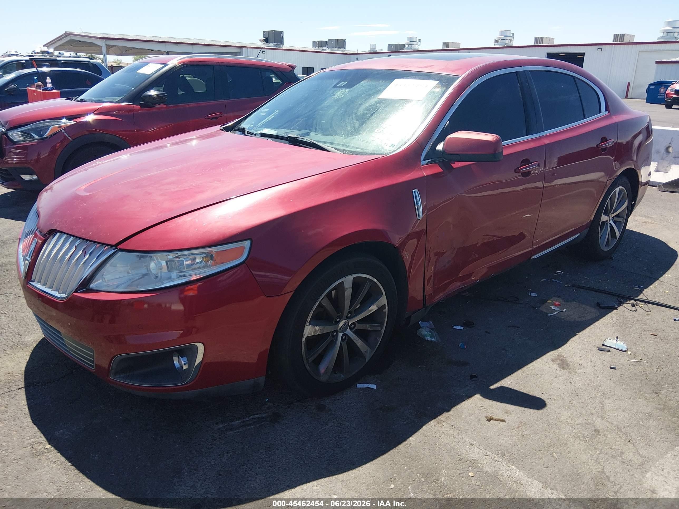 2009 Lincoln Mks   Red vin: 1LNHM93R99G602238
