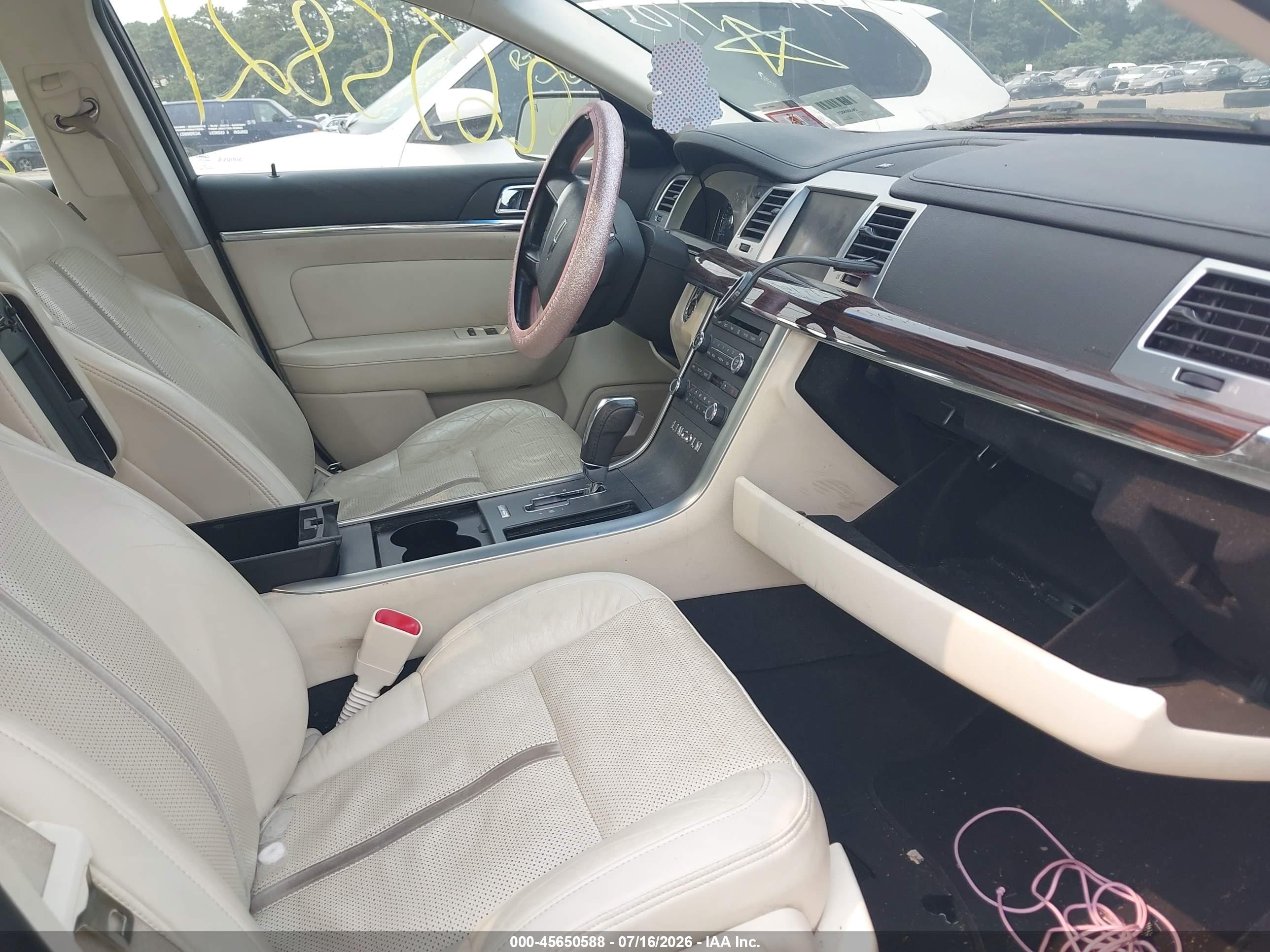 2009 Lincoln Mks   Red vin: 1LNHM93R99G603504