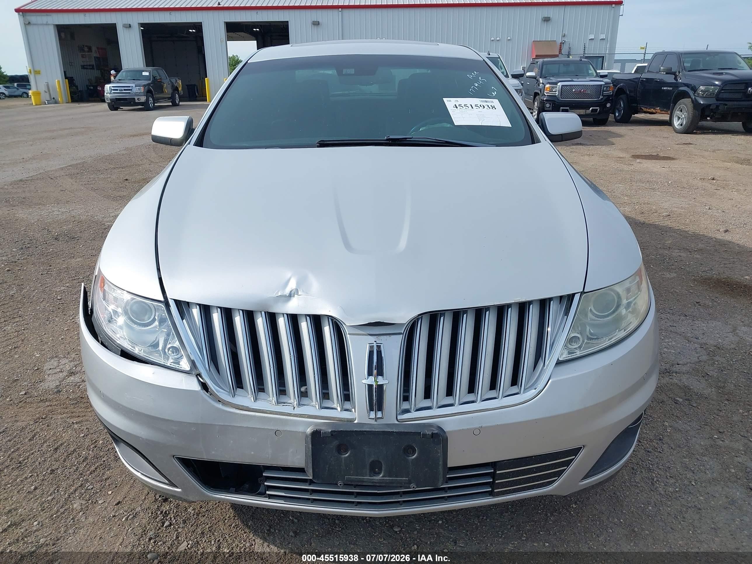 2009 Lincoln Mks   Silver vin: 1LNHM93R99G615264