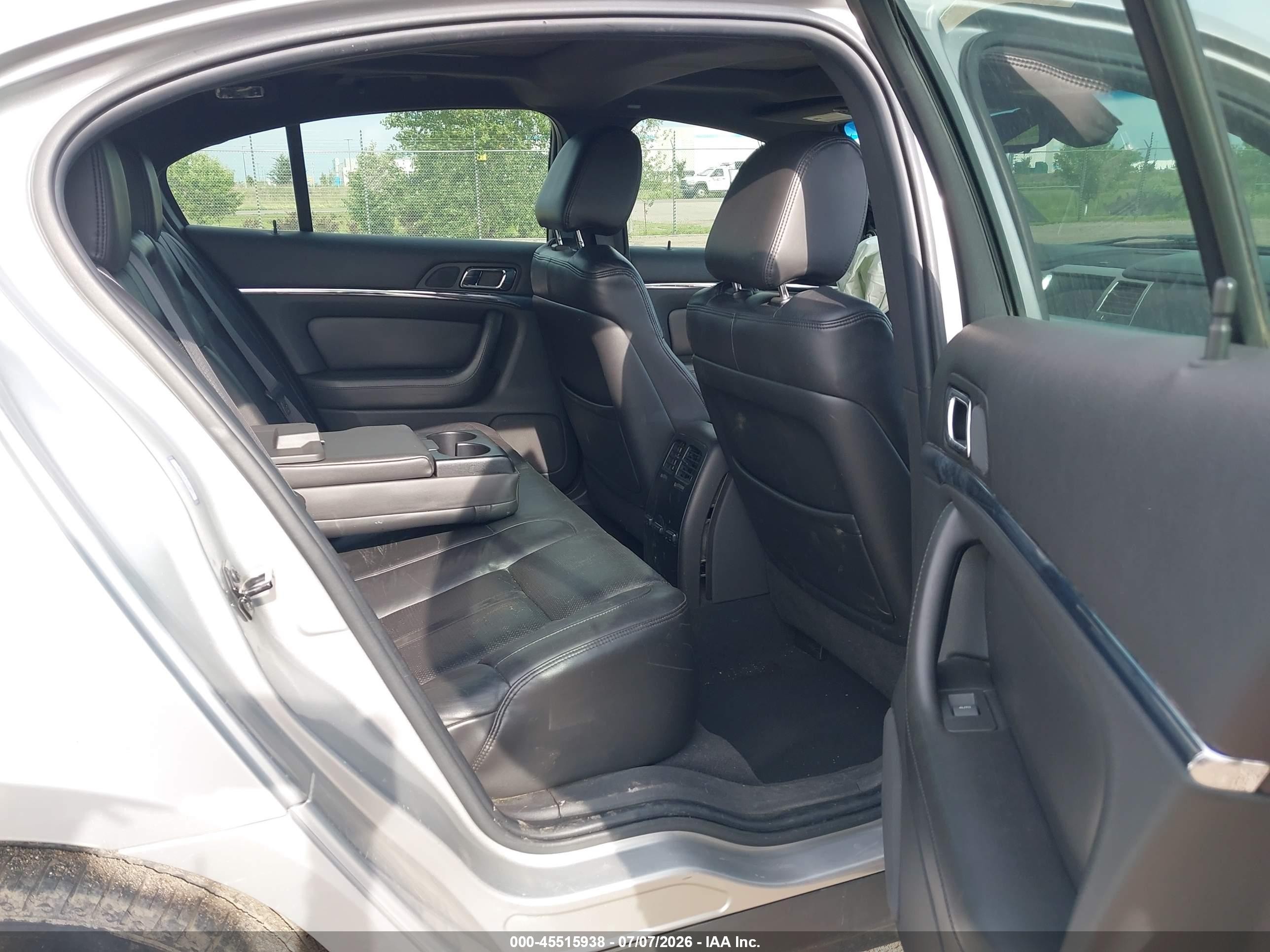 2009 Lincoln Mks   Silver vin: 1LNHM93R99G615264