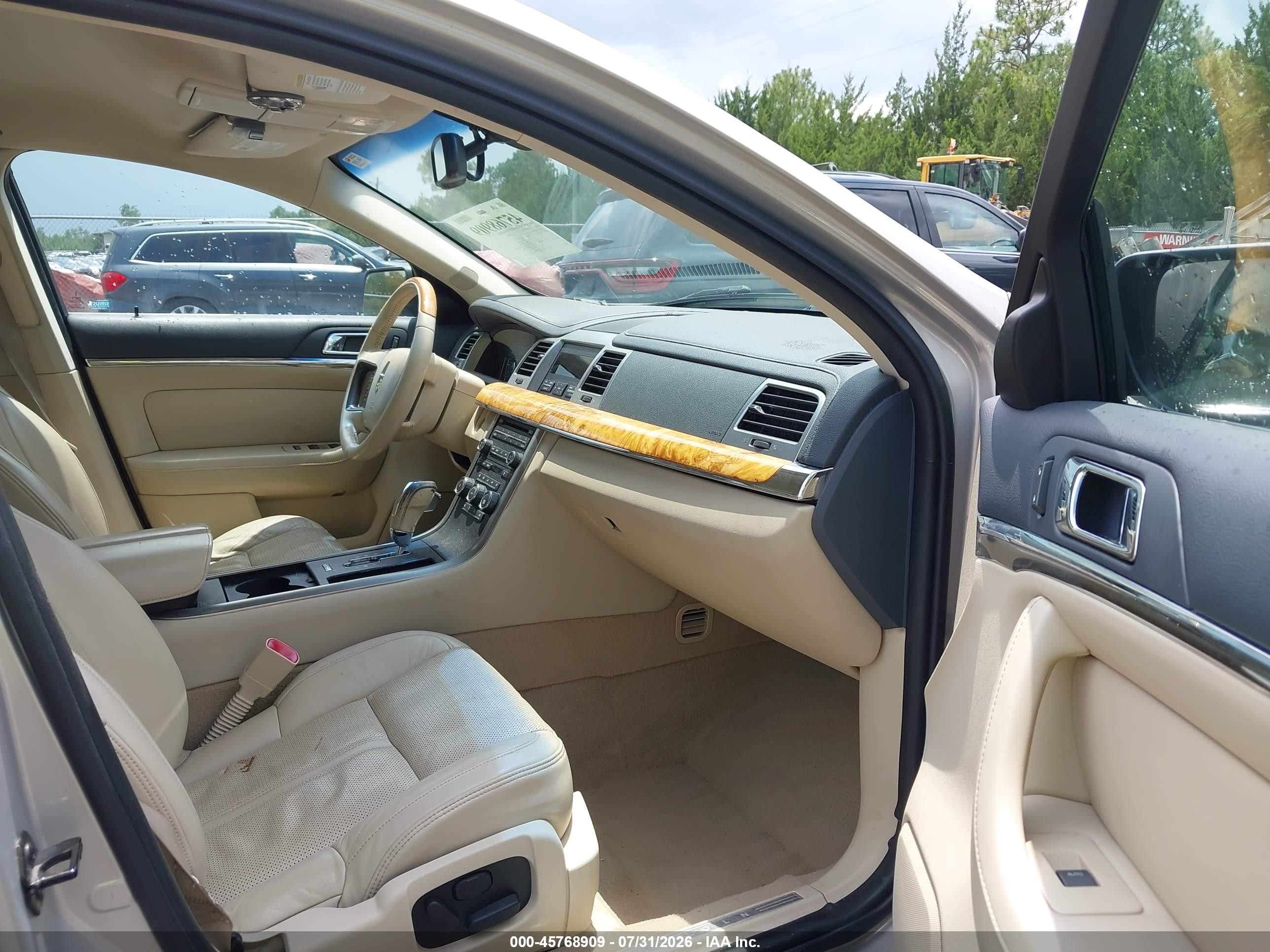2009 Lincoln Mks   Champagne vin: 1LNHM93RX9G619307