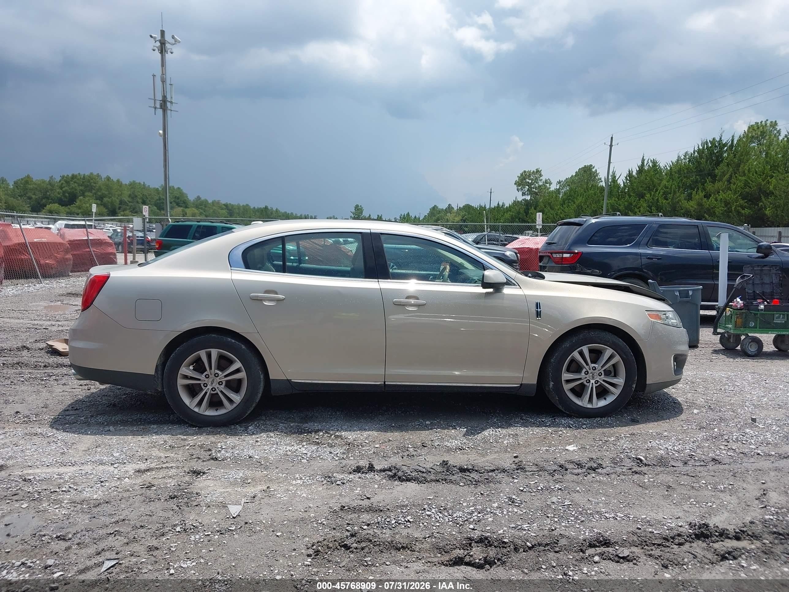 2009 Lincoln Mks   Champagne vin: 1LNHM93RX9G619307