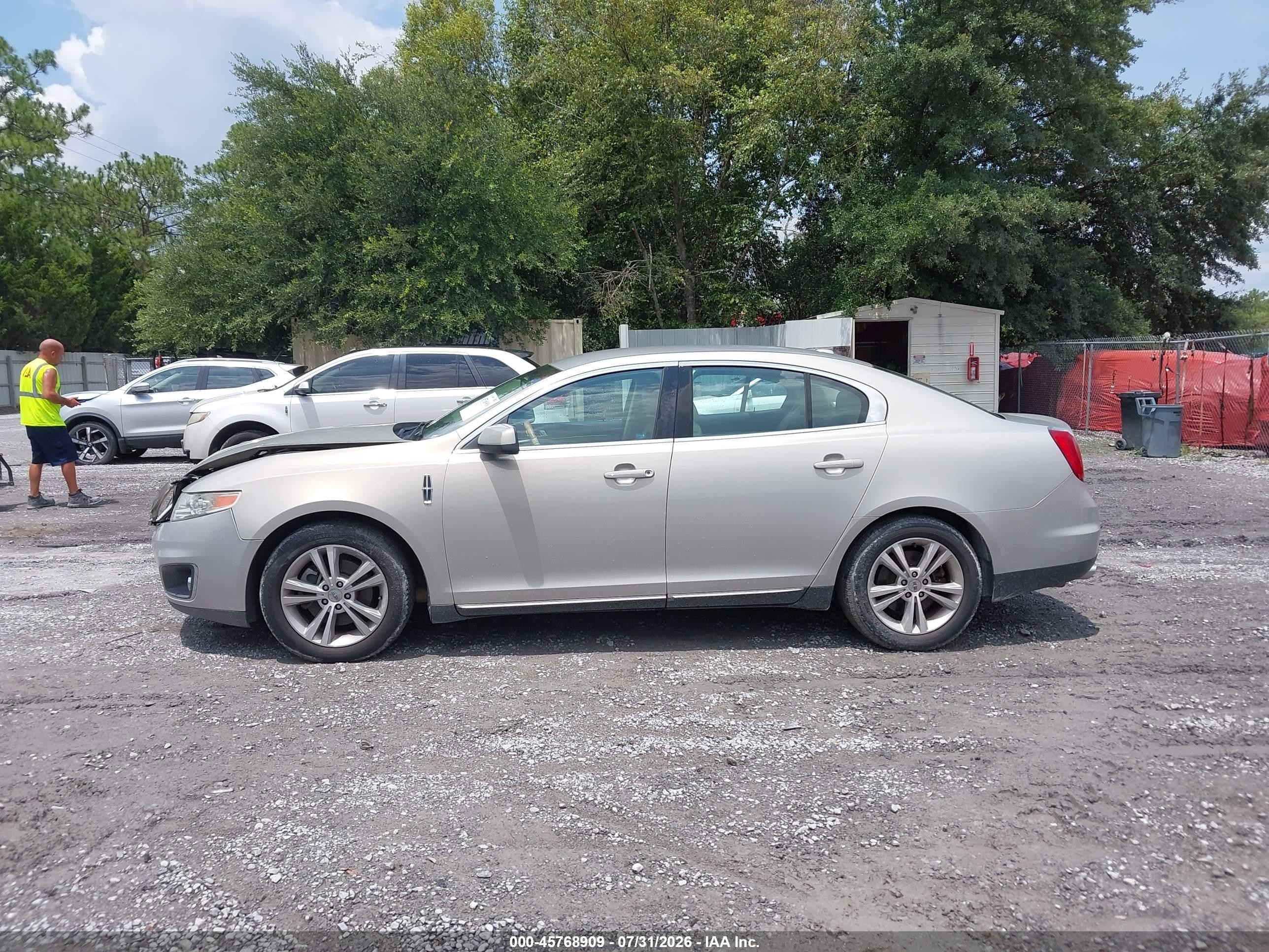 2009 Lincoln Mks   Champagne vin: 1LNHM93RX9G619307