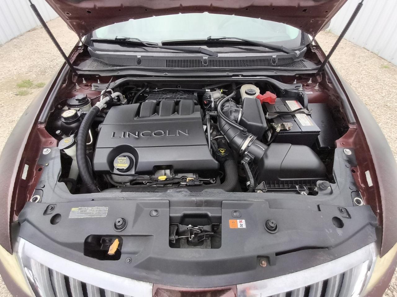 2009 Lincoln Mks Бордовый vin: 1LNHM93RX9G633823 Damage: Rear Main Seal, Worn, Repair Required