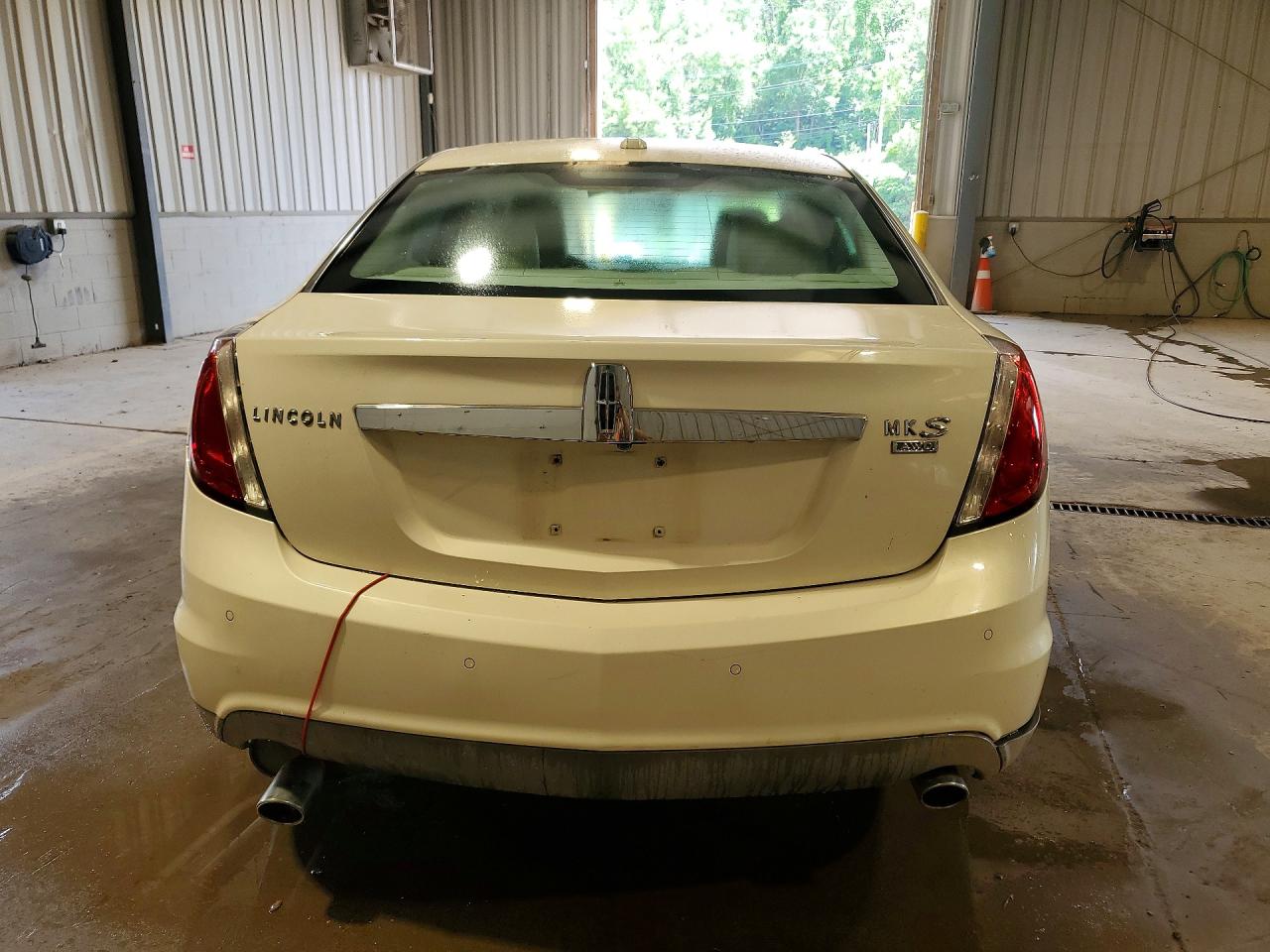 2009 Lincoln Mks White vin: 1LNHM94R19G601776