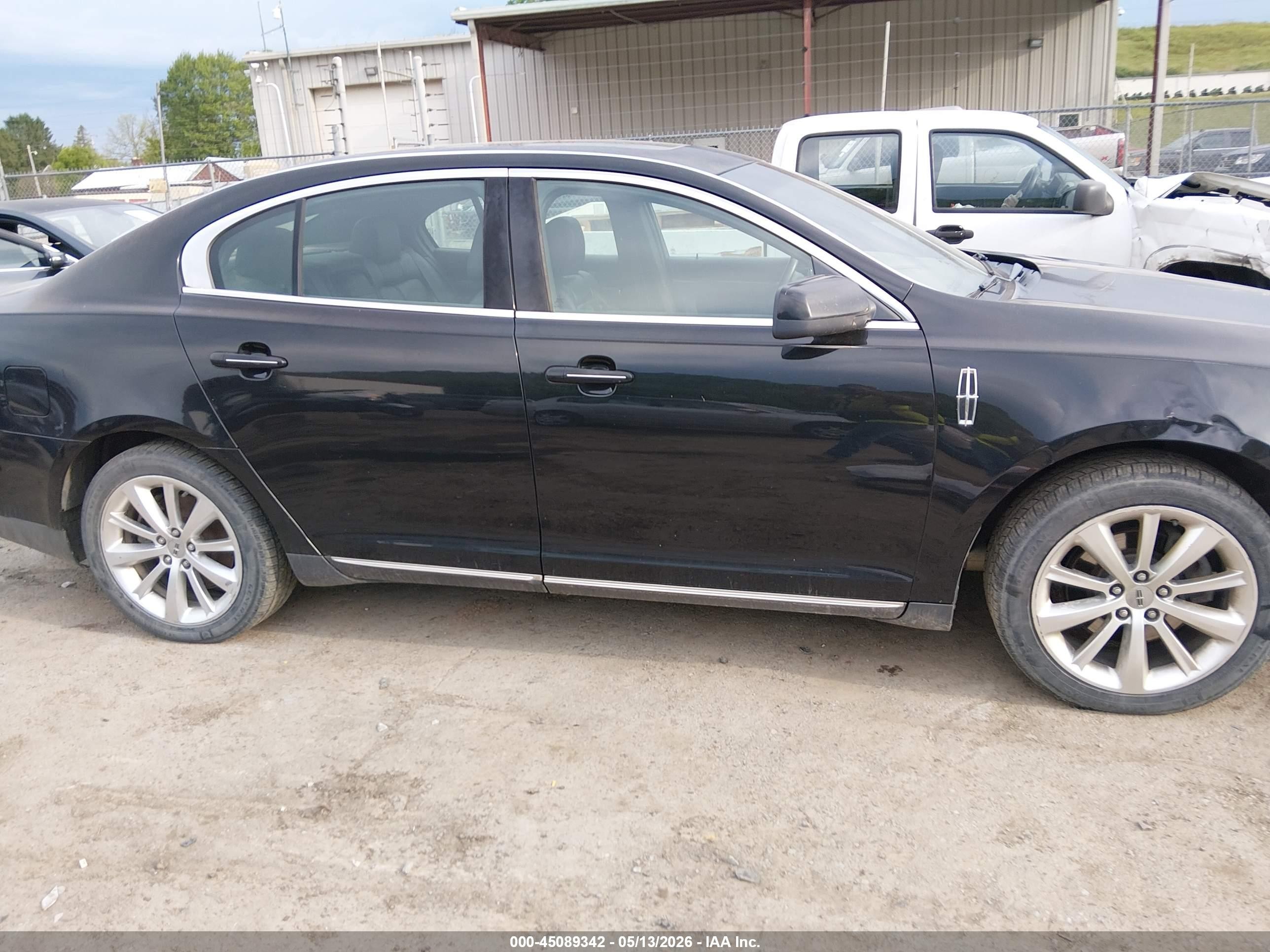 2009 Lincoln Mks Черный vin: 1LNHM94R19G604547