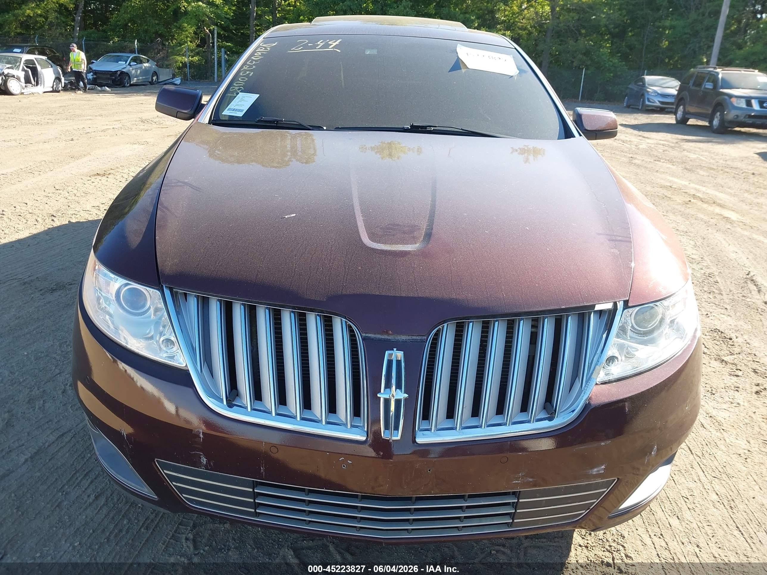 2009 Lincoln Mks   Бордовый vin: 1LNHM94R29G613757