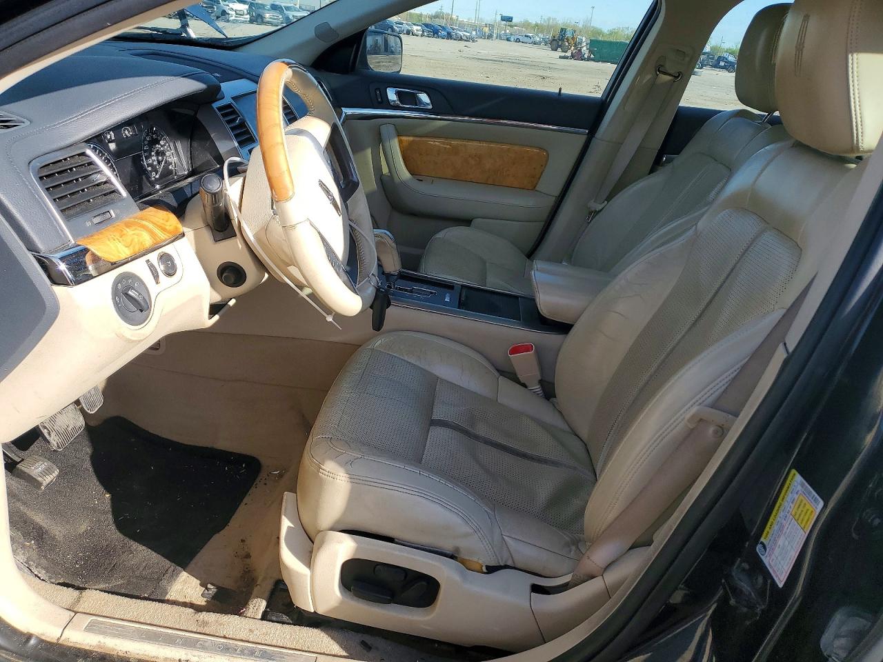 2009 Lincoln Mks Blue vin: 1LNHM94R29G619185