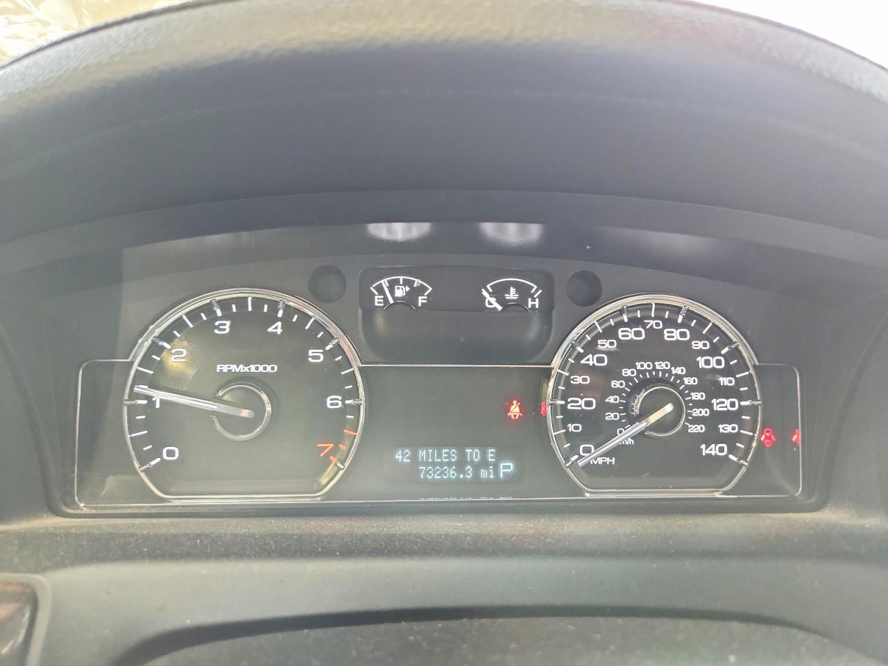 2009 Lincoln Mks White vin: 1LNHM94R49G618538
