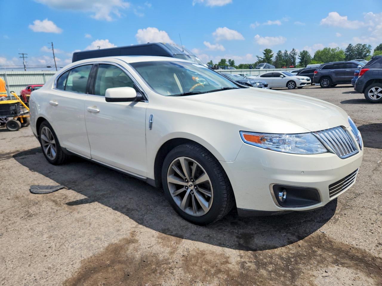 2009 Lincoln Mks Белый vin: 1LNHM94R79G615004