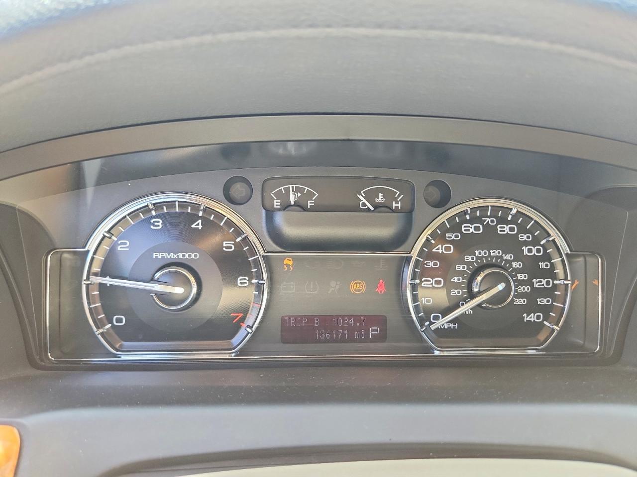 2009 Lincoln Mks Белый vin: 1LNHM94R79G615004