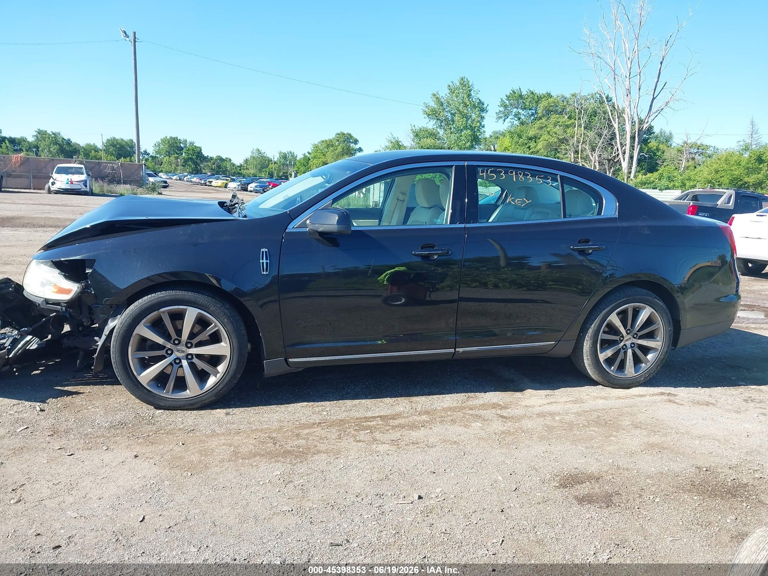 2009 Lincoln Mks   Black vin: 1LNHM94RX9G600433