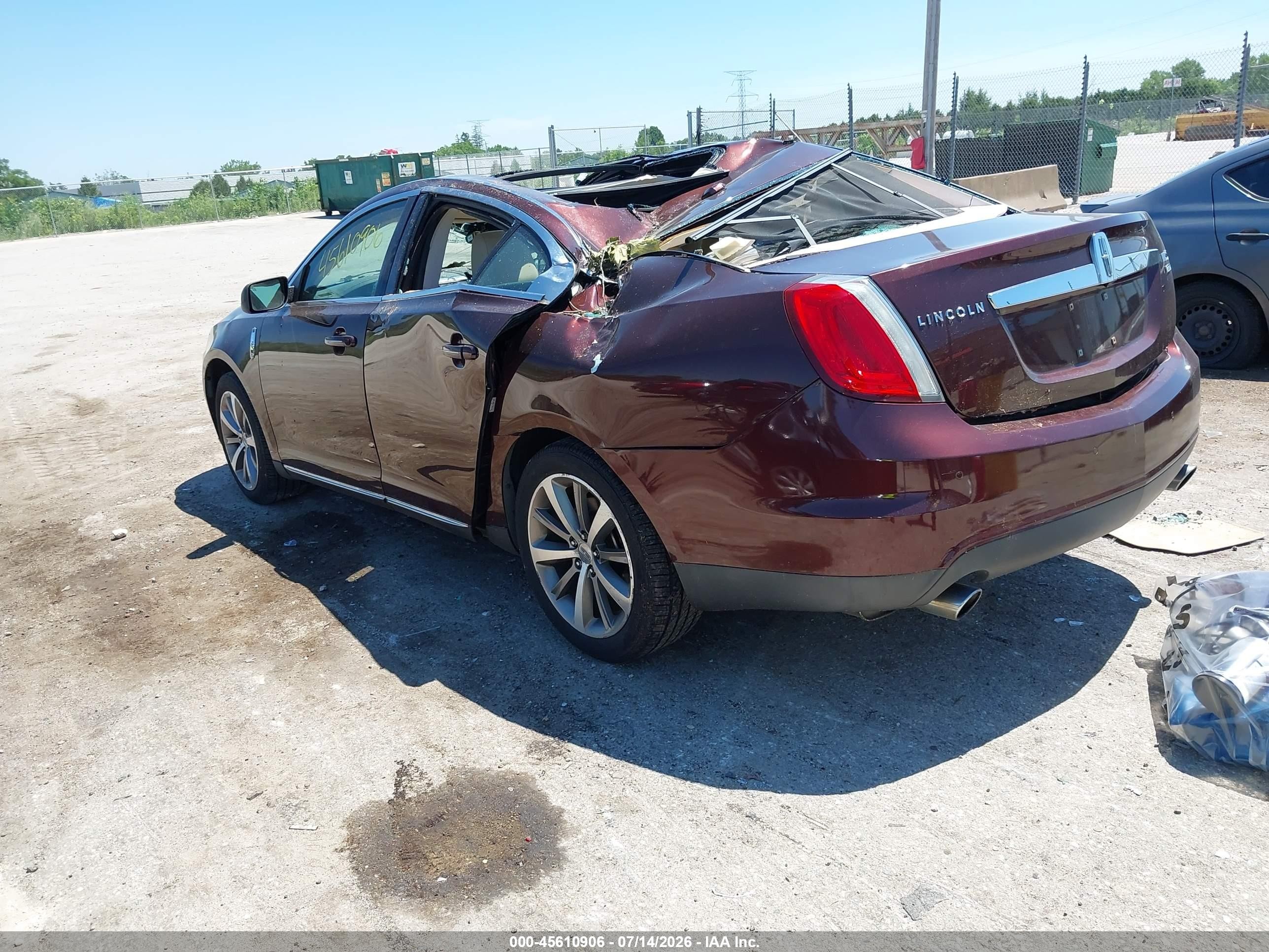 2009 Lincoln Mks   Burgundy vin: 1LNHM94RX9G629592