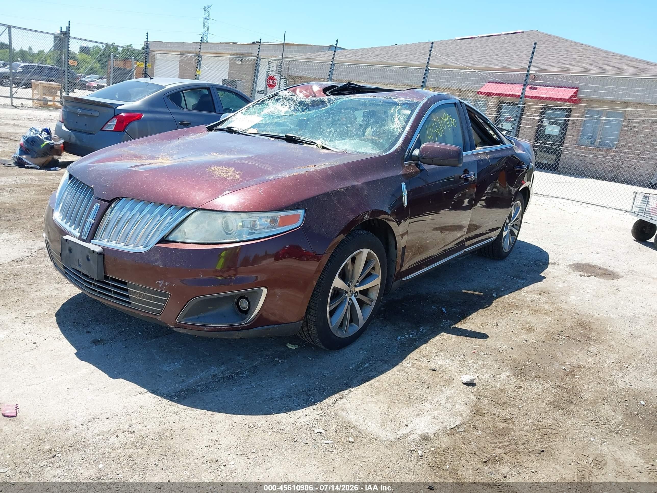 2009 Lincoln Mks   Burgundy vin: 1LNHM94RX9G629592