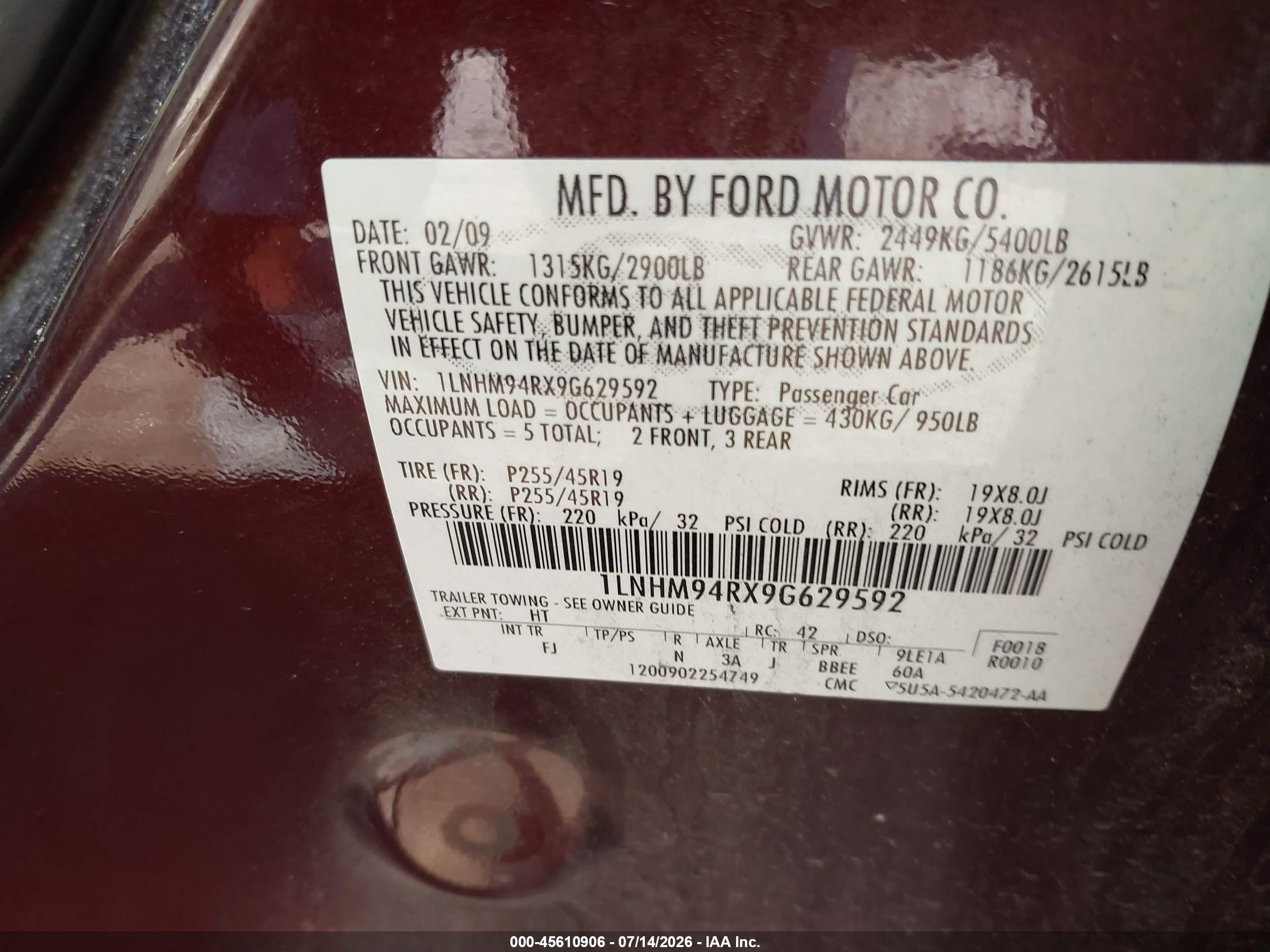 2009 Lincoln Mks   Burgundy vin: 1LNHM94RX9G629592