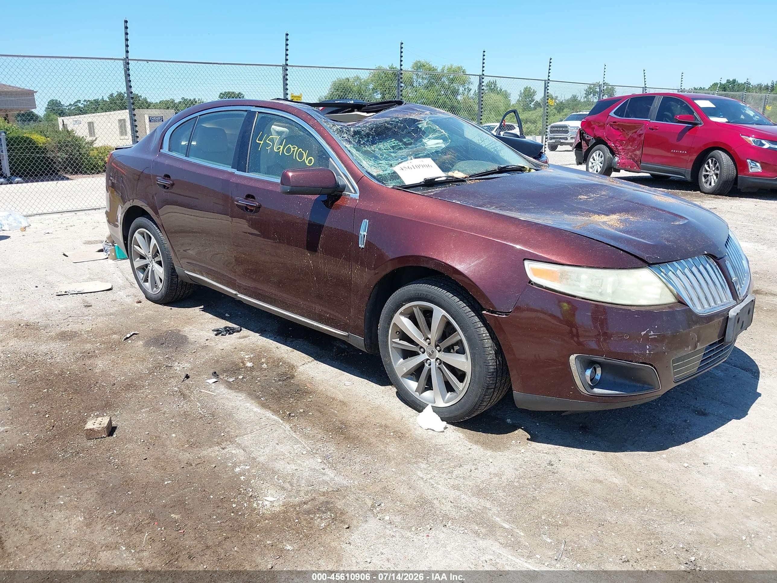 2009 Lincoln Mks   Burgundy vin: 1LNHM94RX9G629592