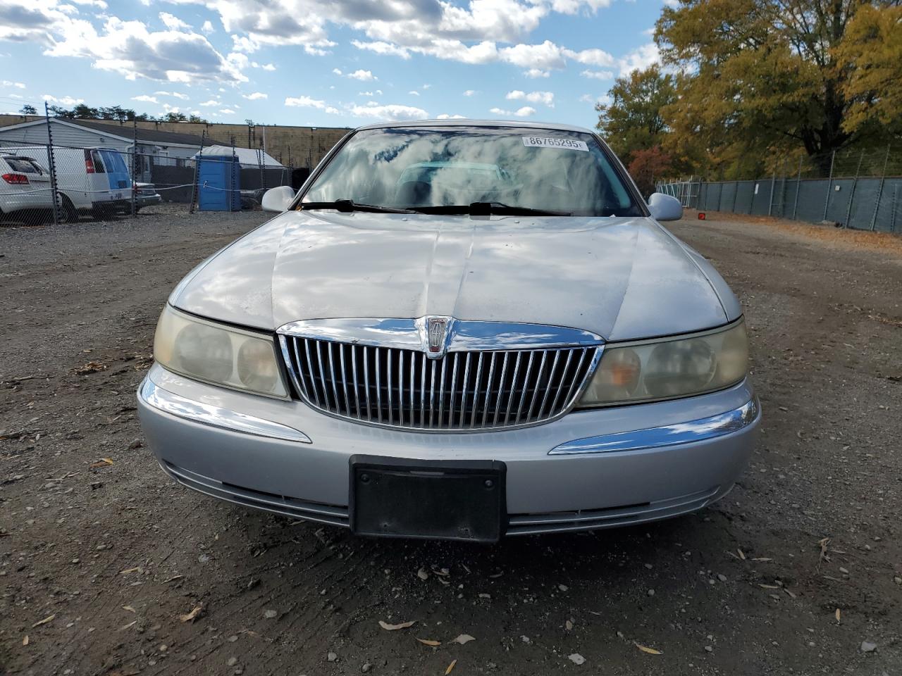1999 Lincoln Continental Серебряный vin: 1LNHM97V0XY656705