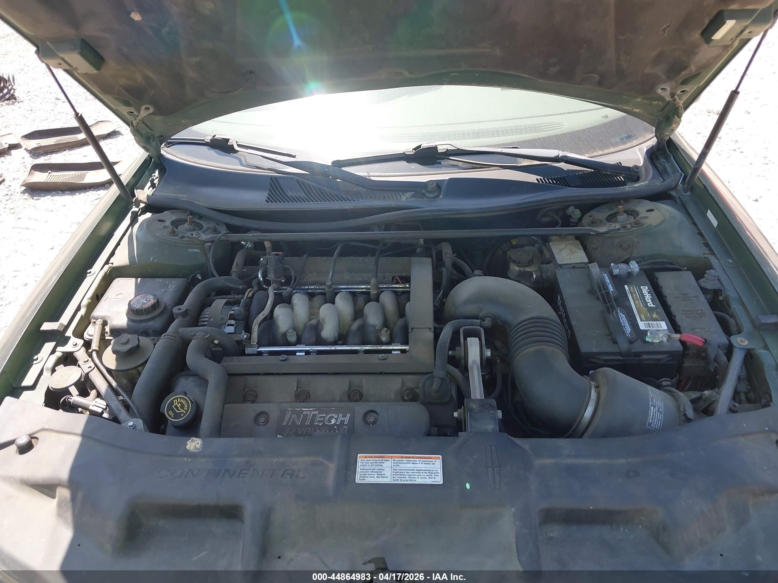 1999 Lincoln Continental   Green vin: 1LNHM97V0XY704705