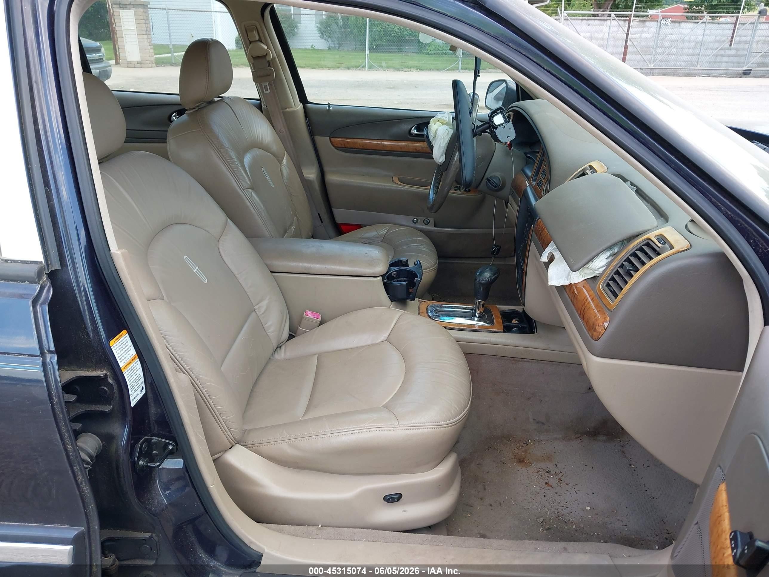 2000 Lincoln Continental Black vin: 1LNHM97V0YY764291